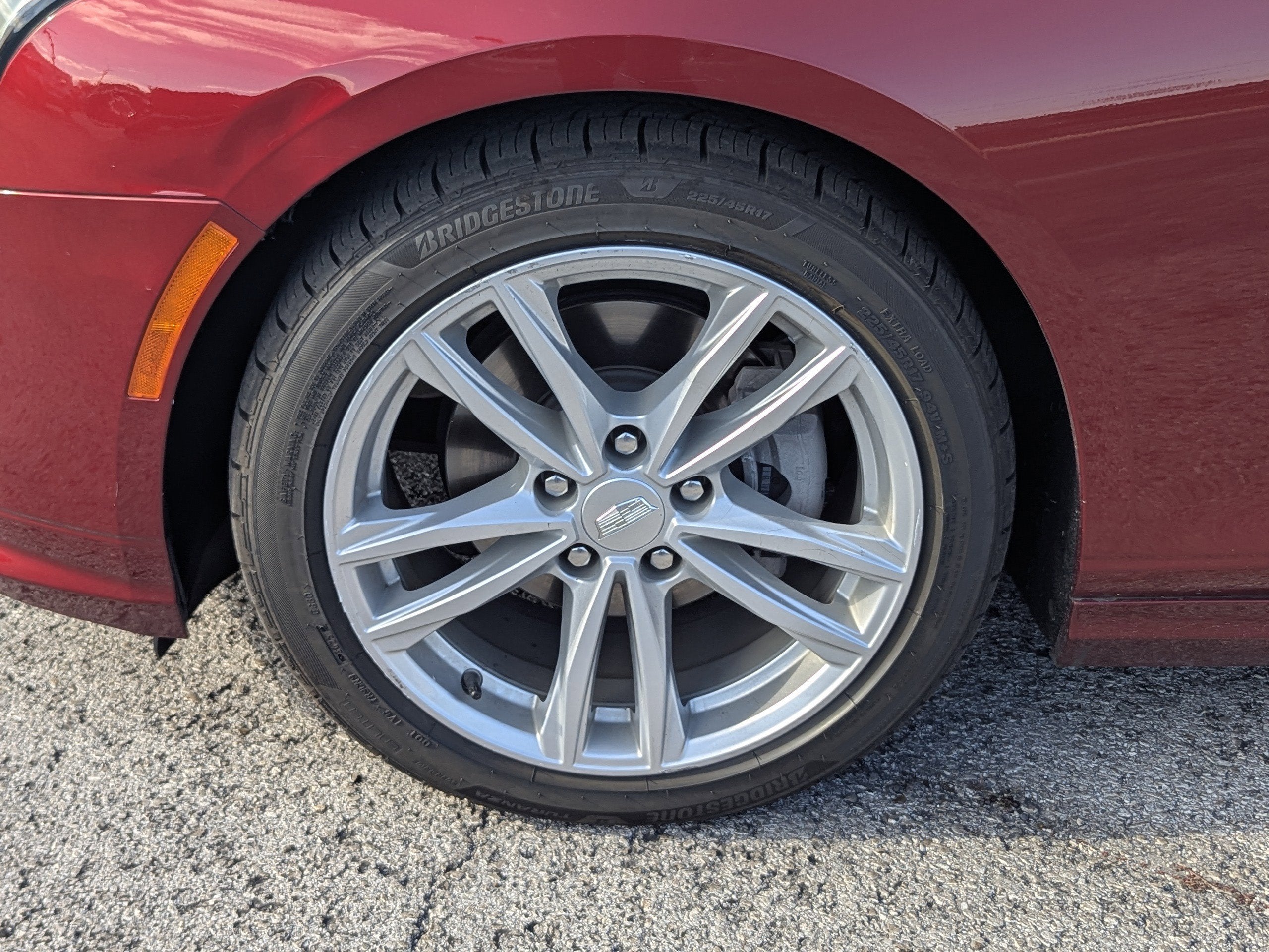 2023 Cadillac CT4 Luxury