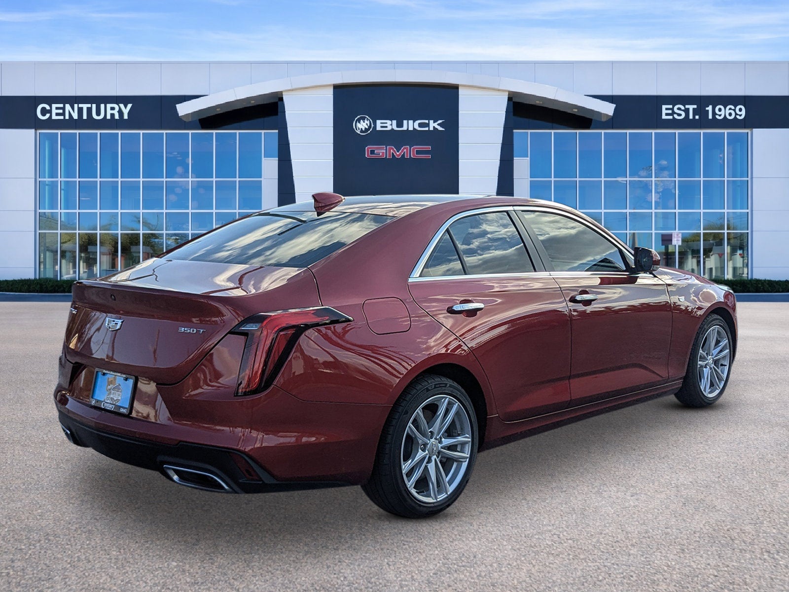 2023 Cadillac CT4 Luxury