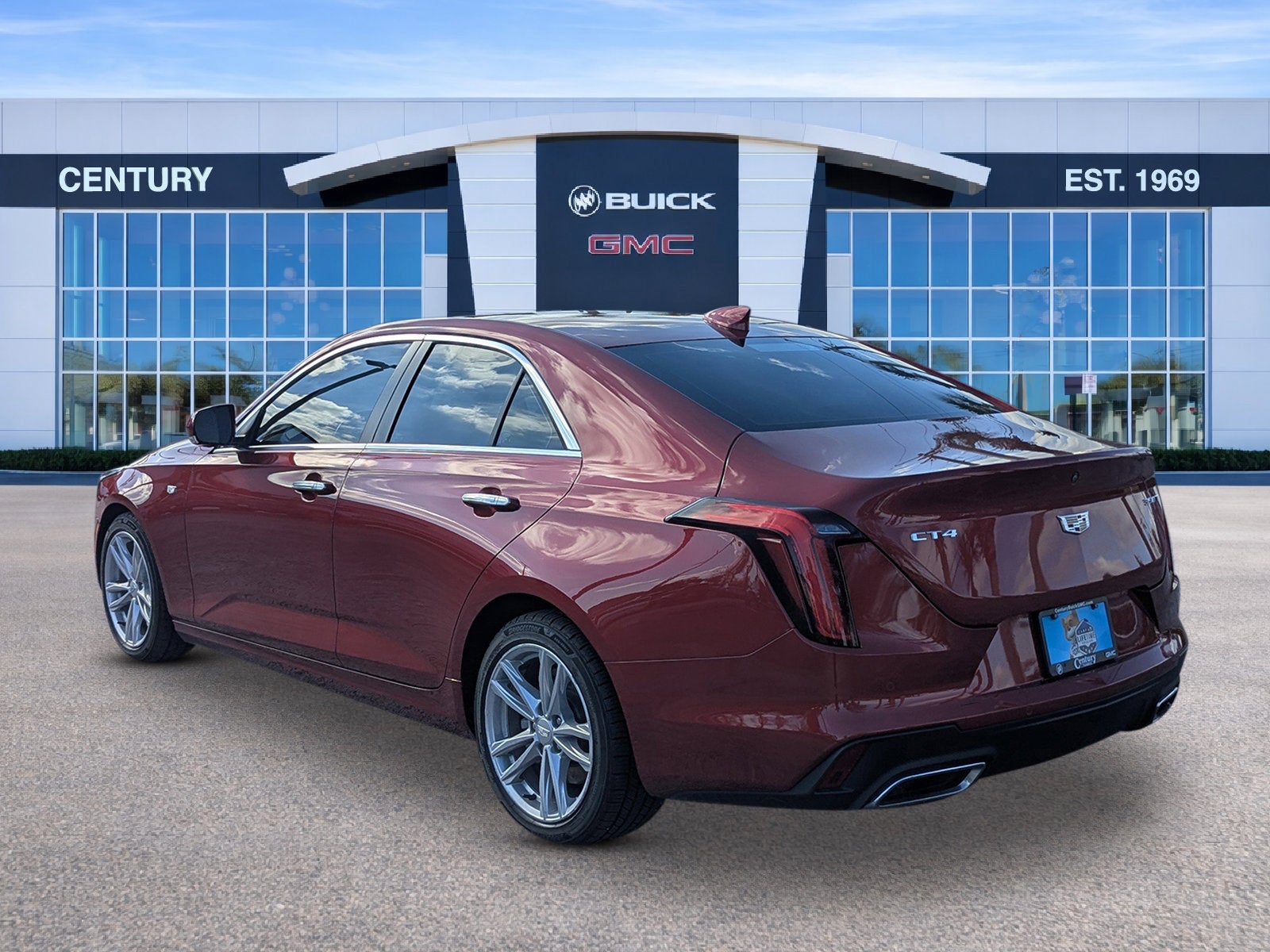 2023 Cadillac CT4 Luxury