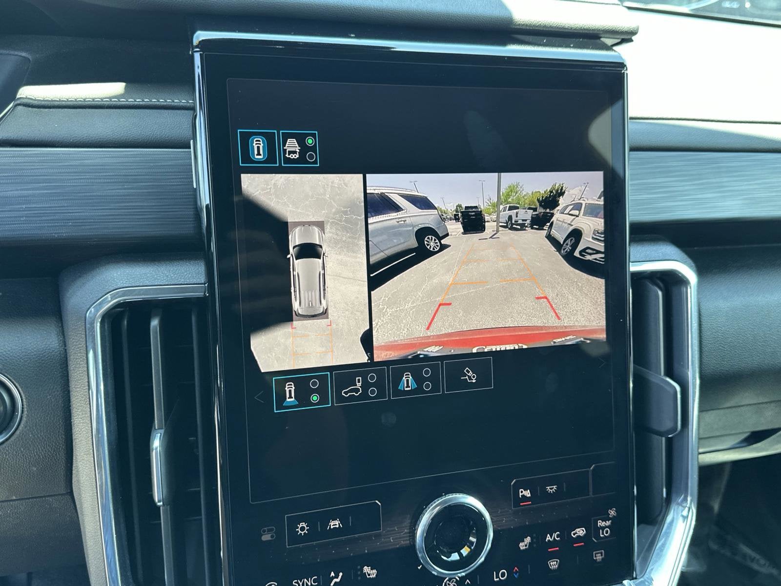 2024 GMC Acadia Elevation