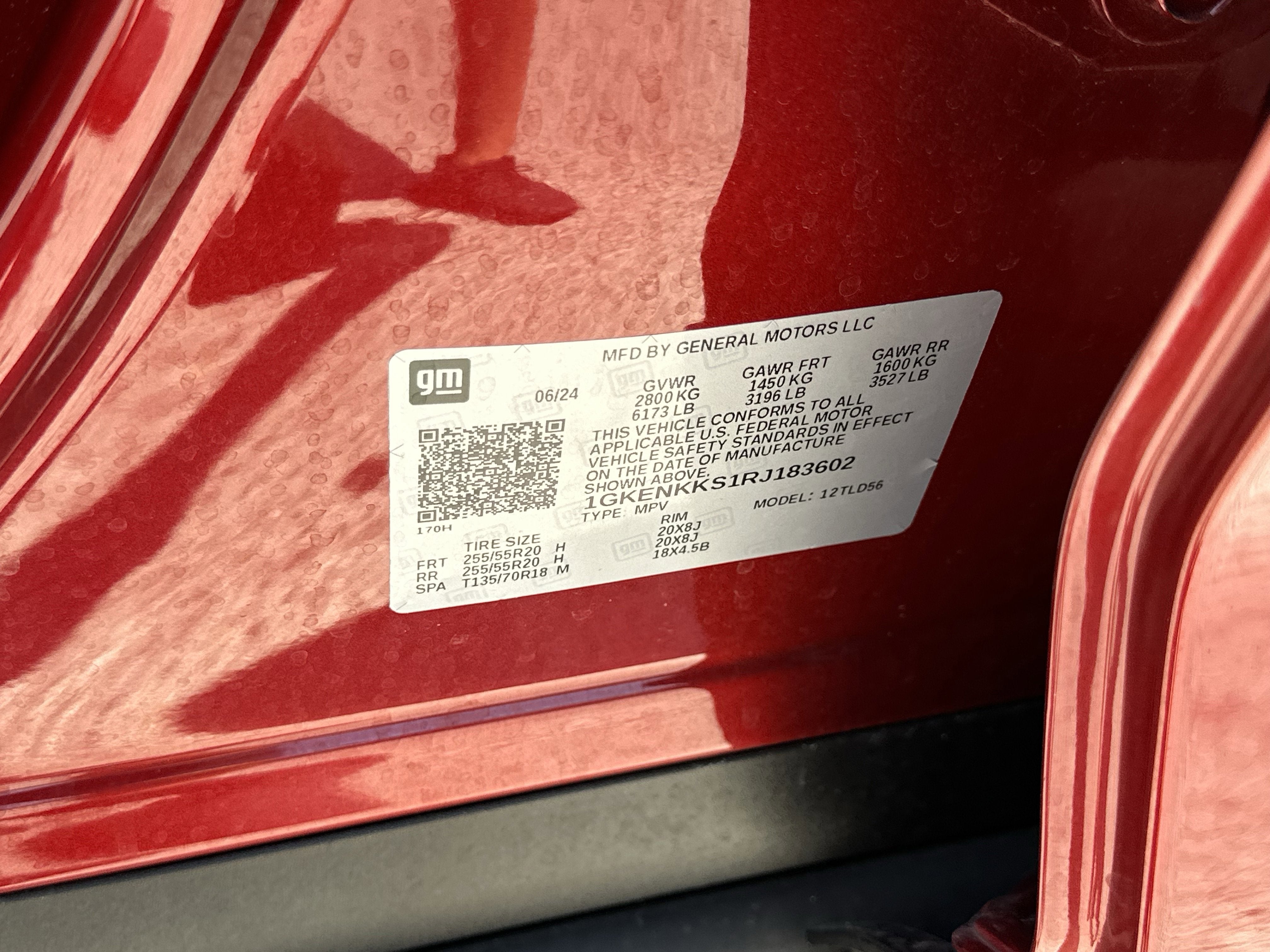2024 GMC Acadia Elevation