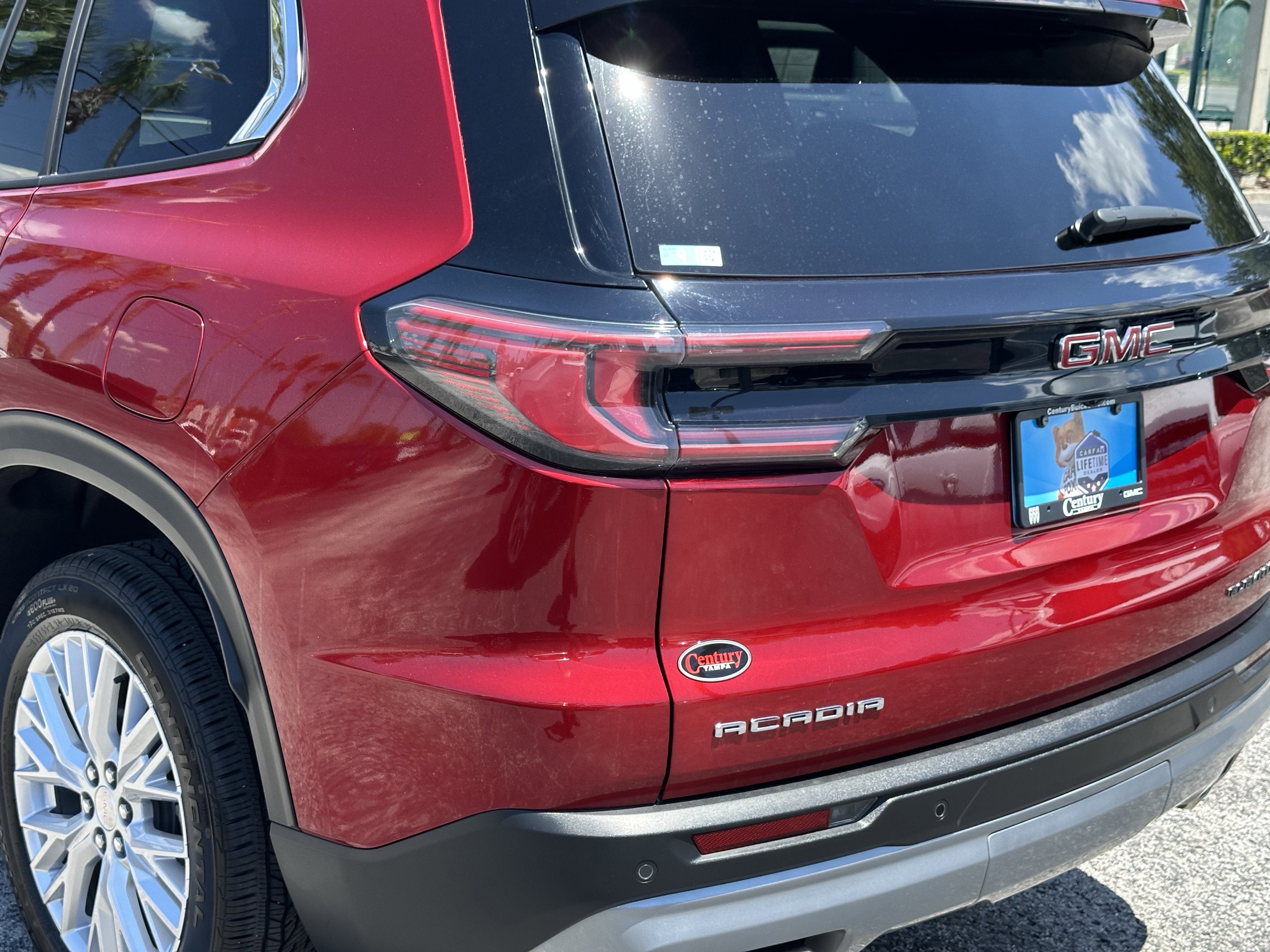 2024 GMC Acadia Elevation