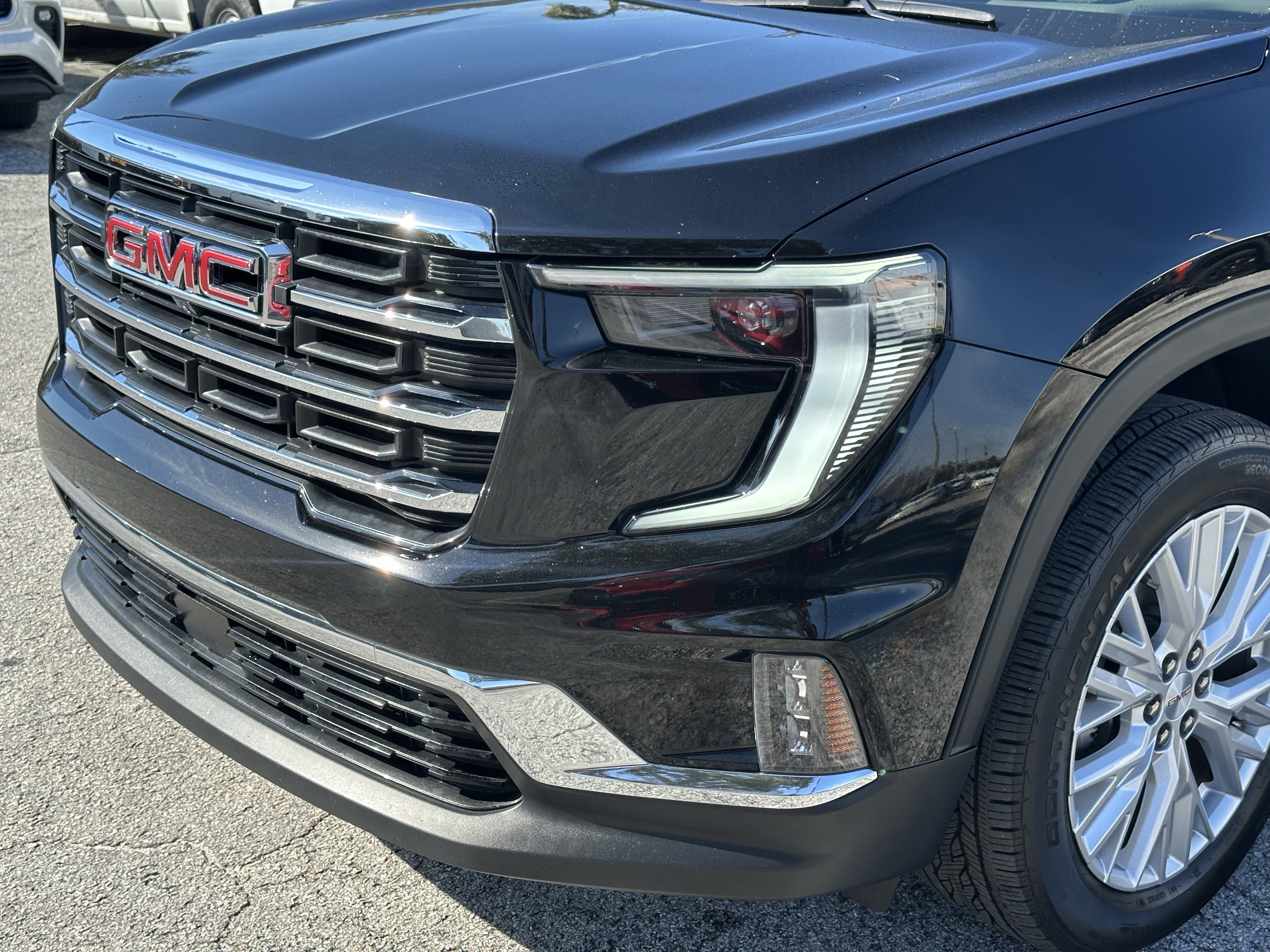 2024 GMC Acadia Elevation