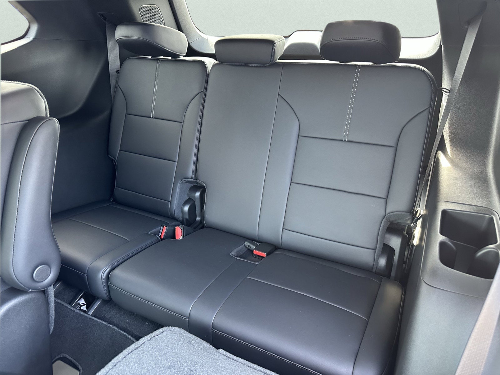 2027 GMC Acadia Elevation - Photo 18
