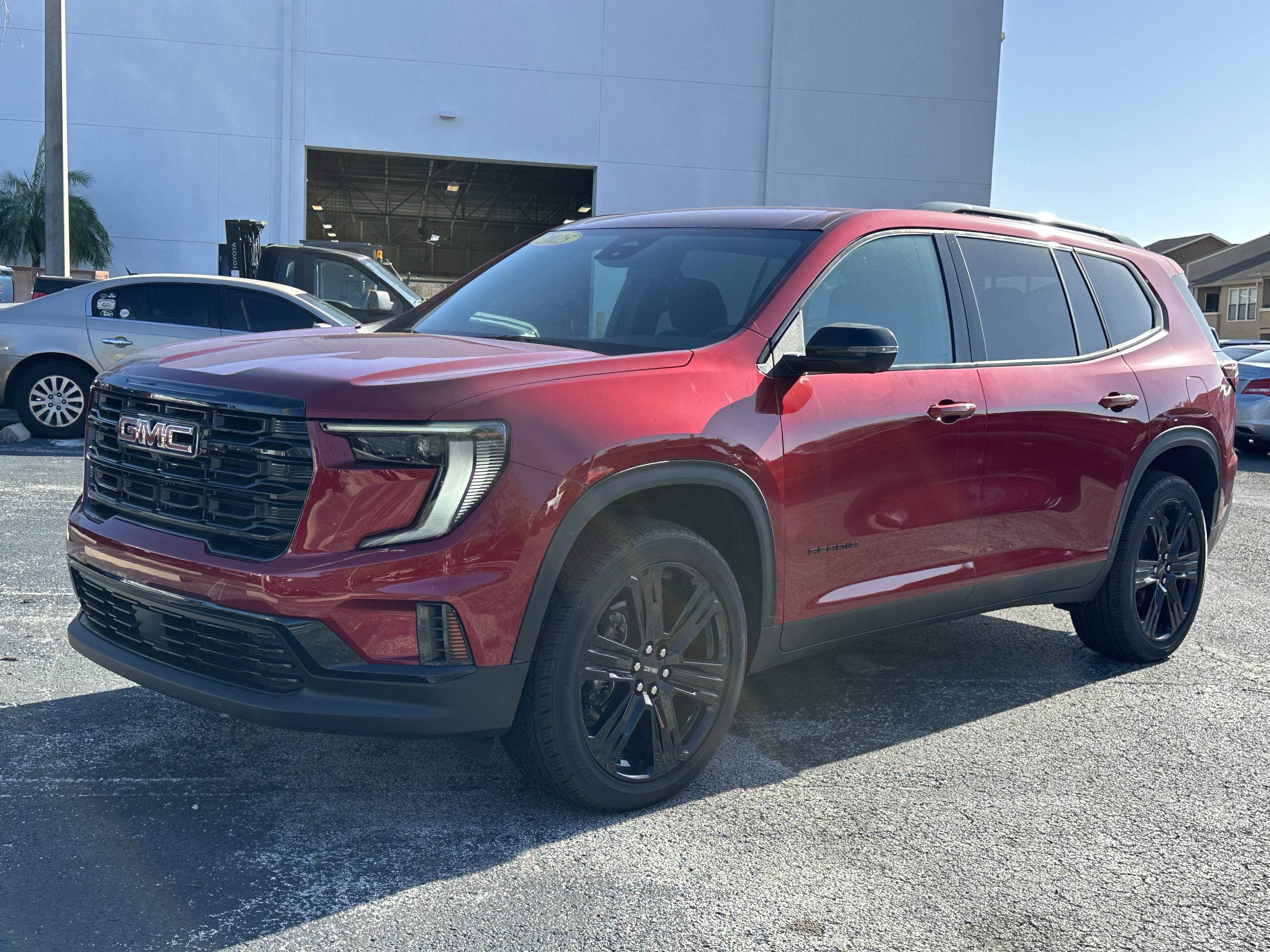 2025 GMC Acadia Elevation