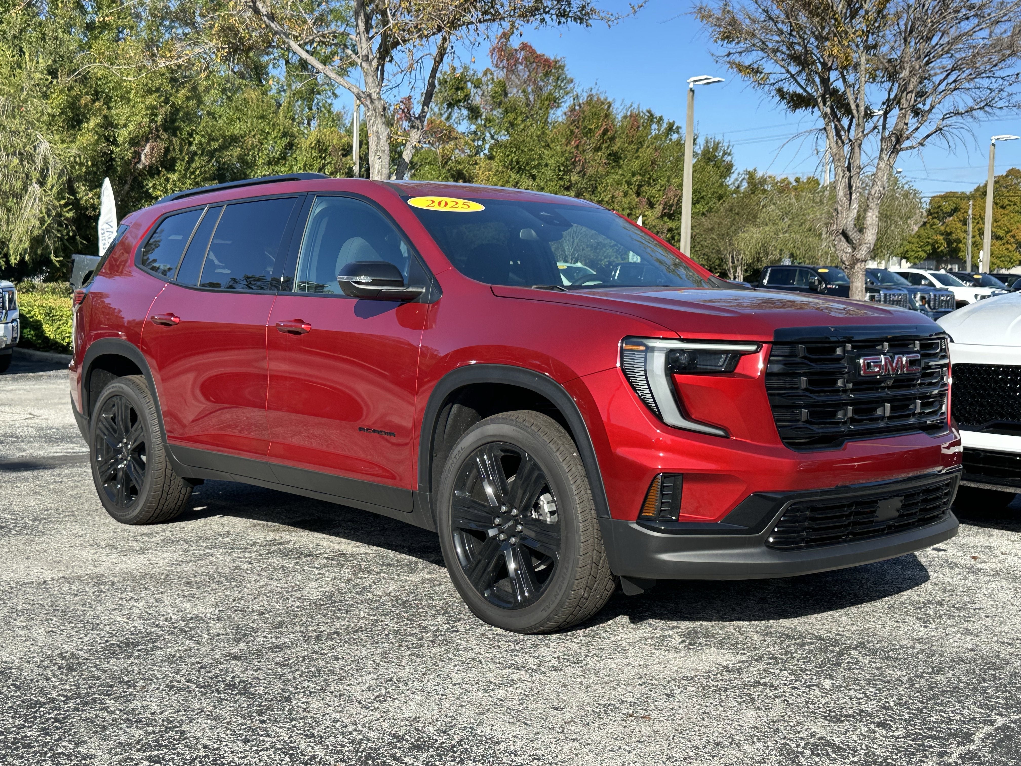 2025 GMC Acadia Elevation