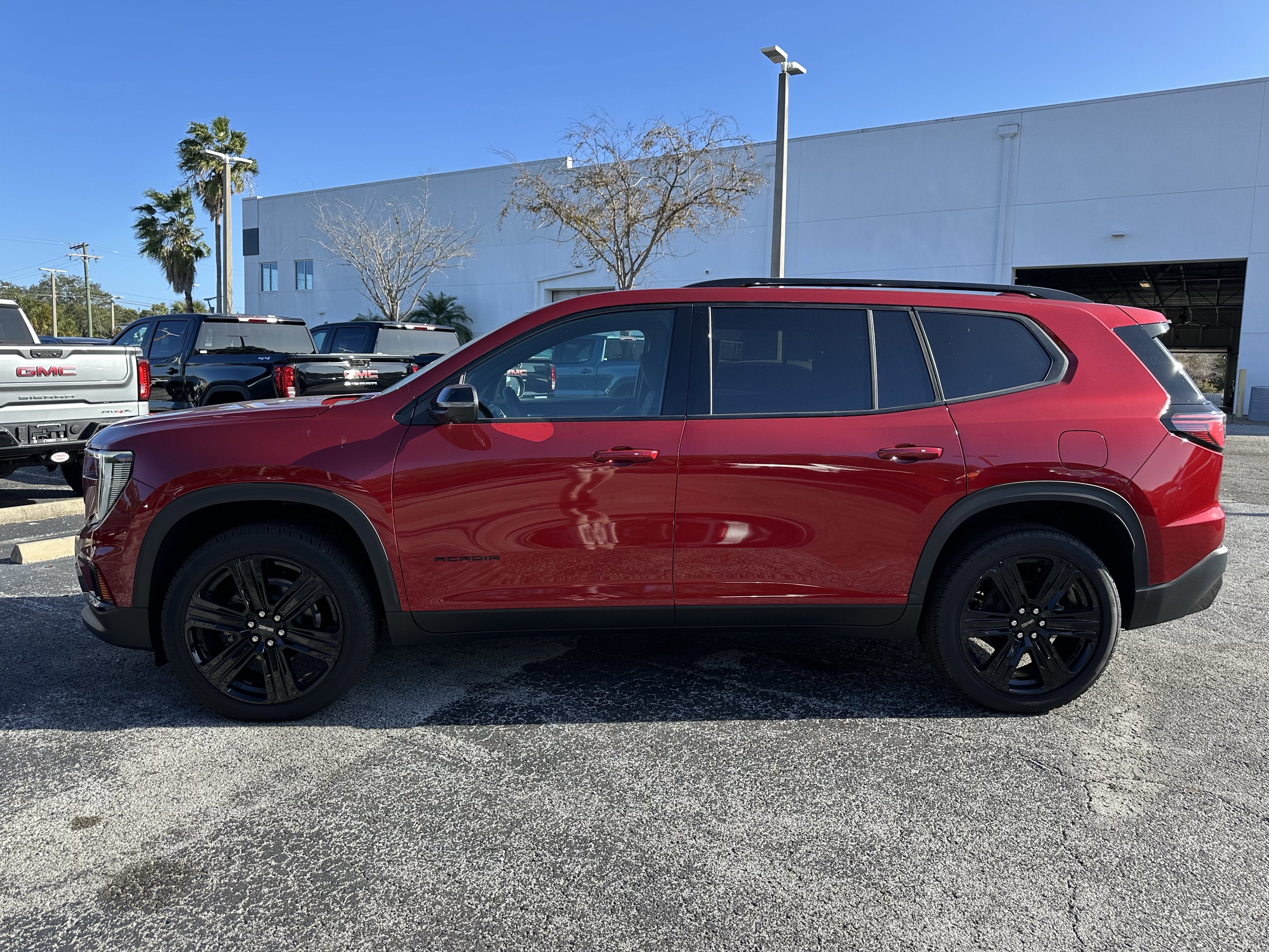 2025 GMC Acadia Elevation