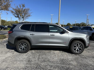 2025 GMC Acadia AT4