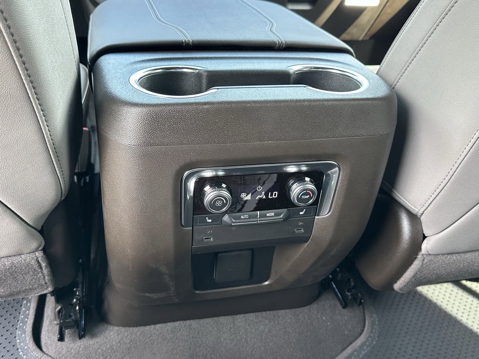 2027 GMC Yukon Elevation