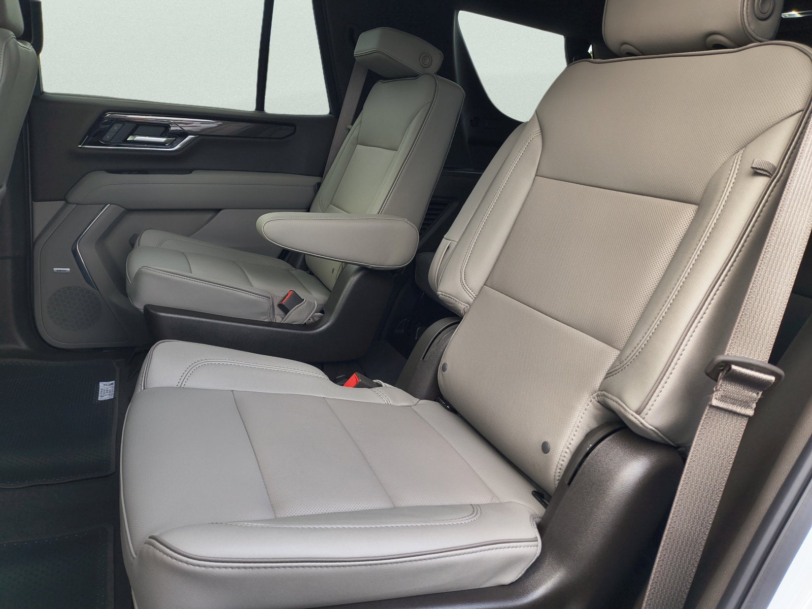 2027 GMC Yukon Elevation