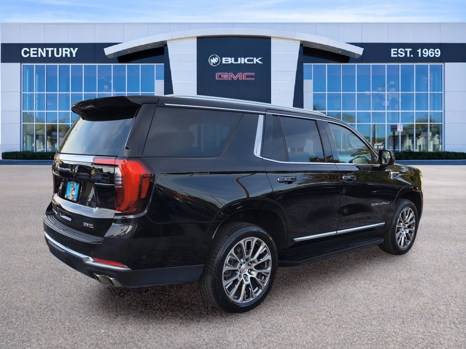 2025 GMC Yukon Denali