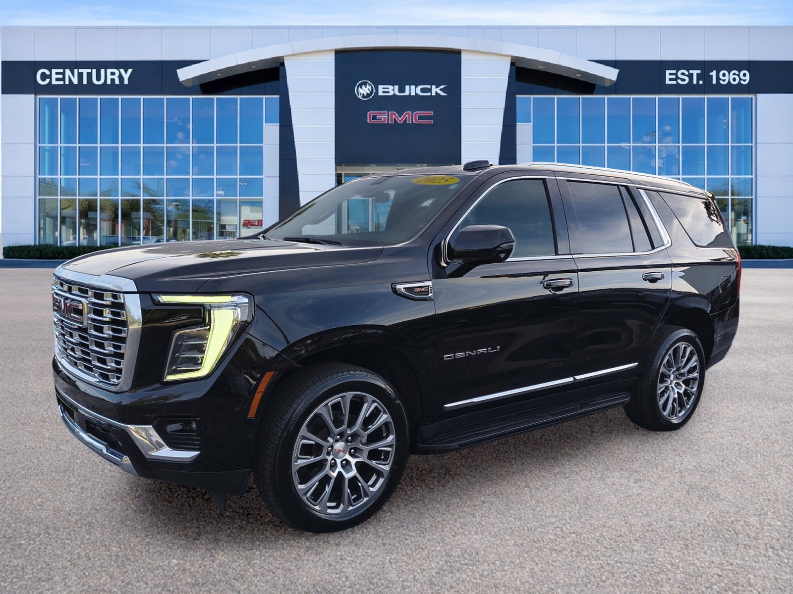 2025 GMC Yukon Denali