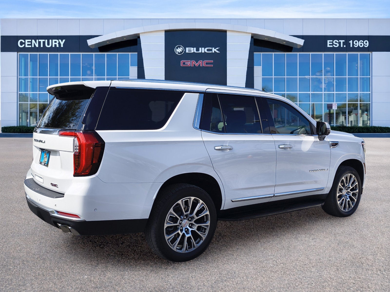 2025 GMC Yukon Denali