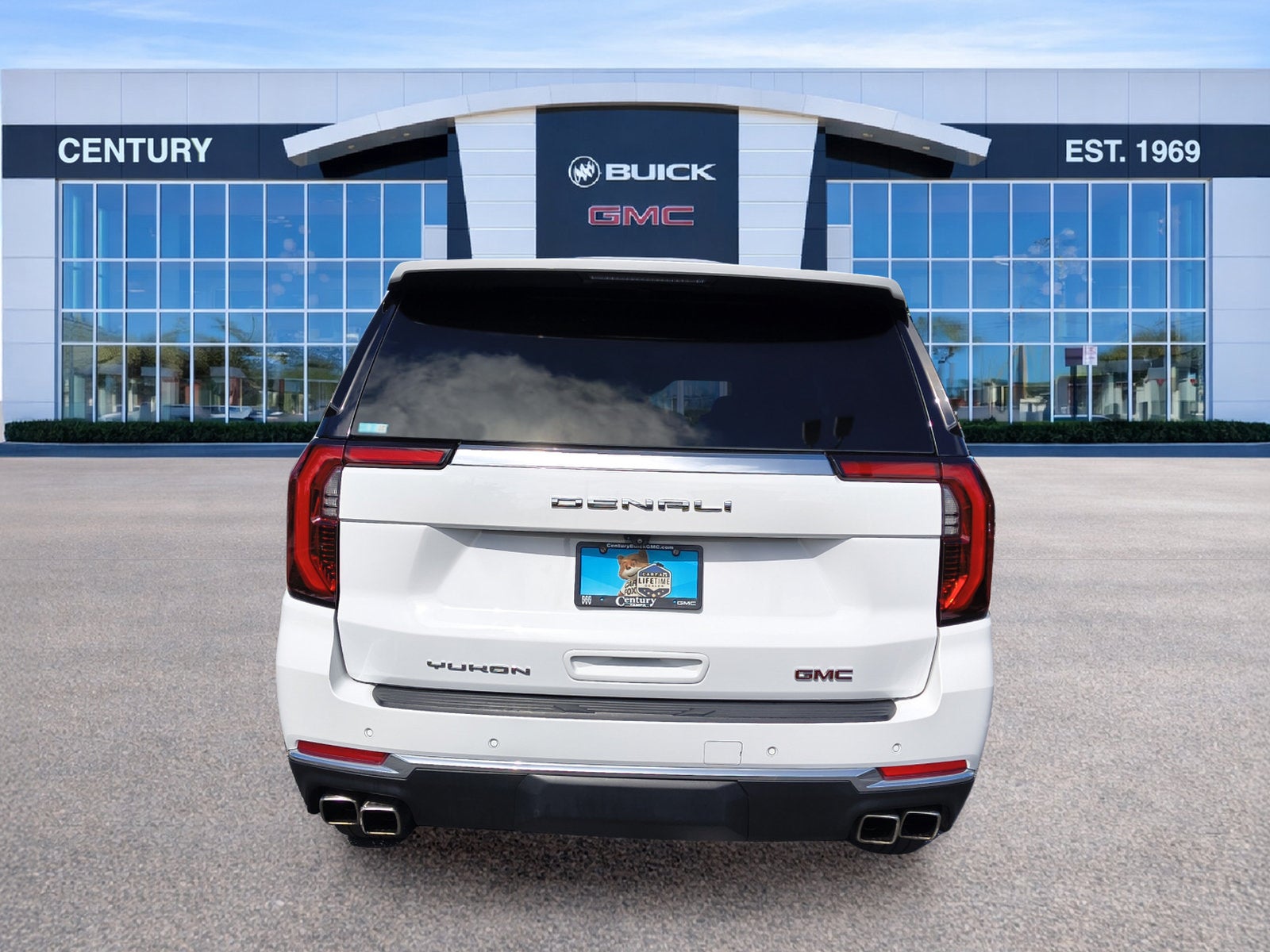 2025 GMC Yukon Denali