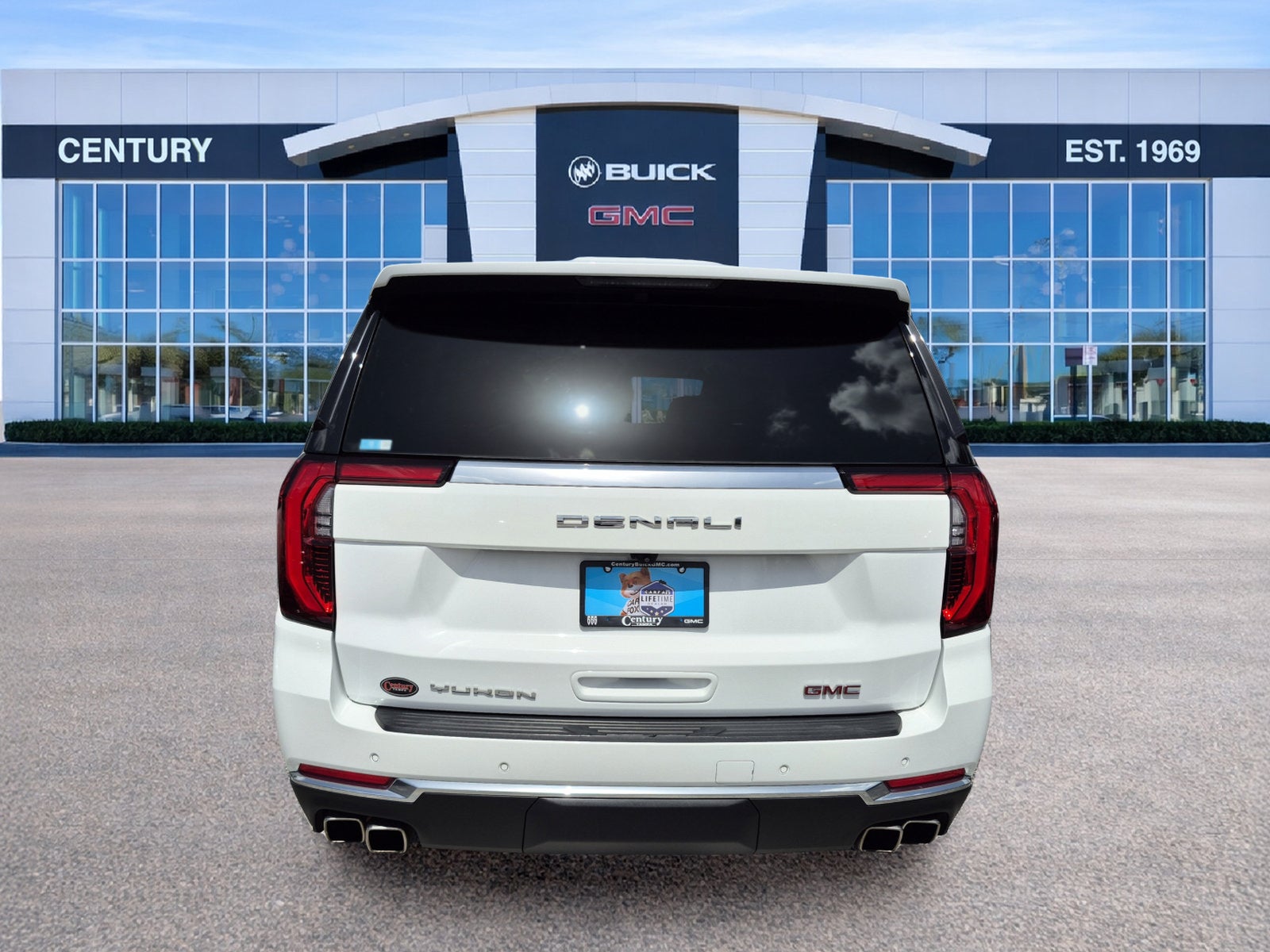 2025 GMC Yukon Denali