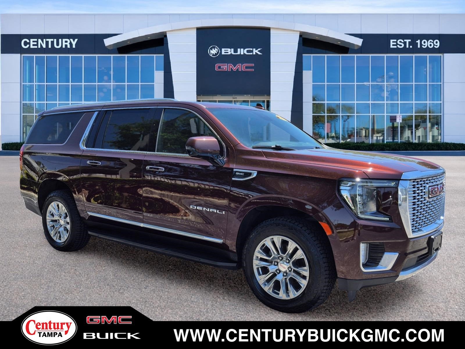 2023 GMC Yukon Denali AWD's photo