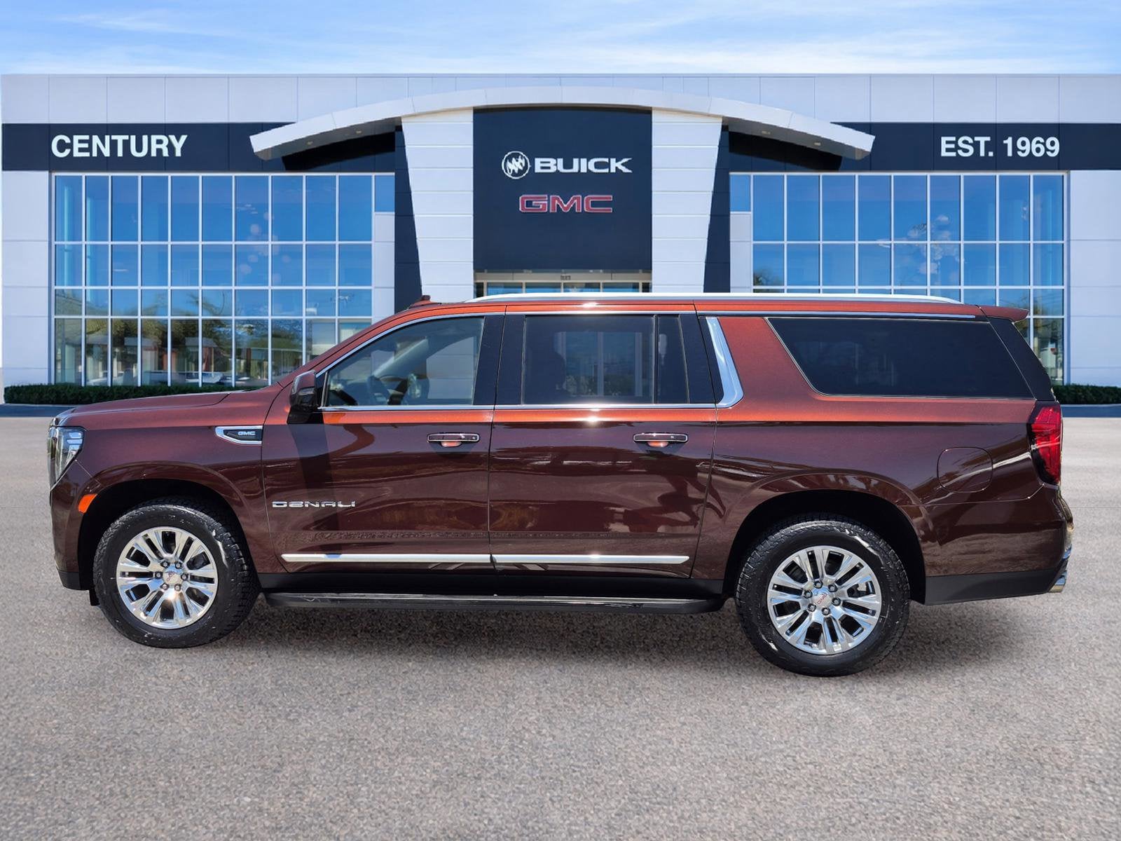 2023 GMC Yukon XL Denali