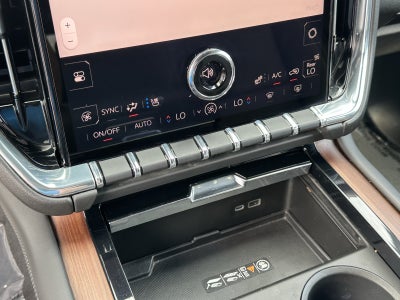 2025 GMC Yukon XL Denali