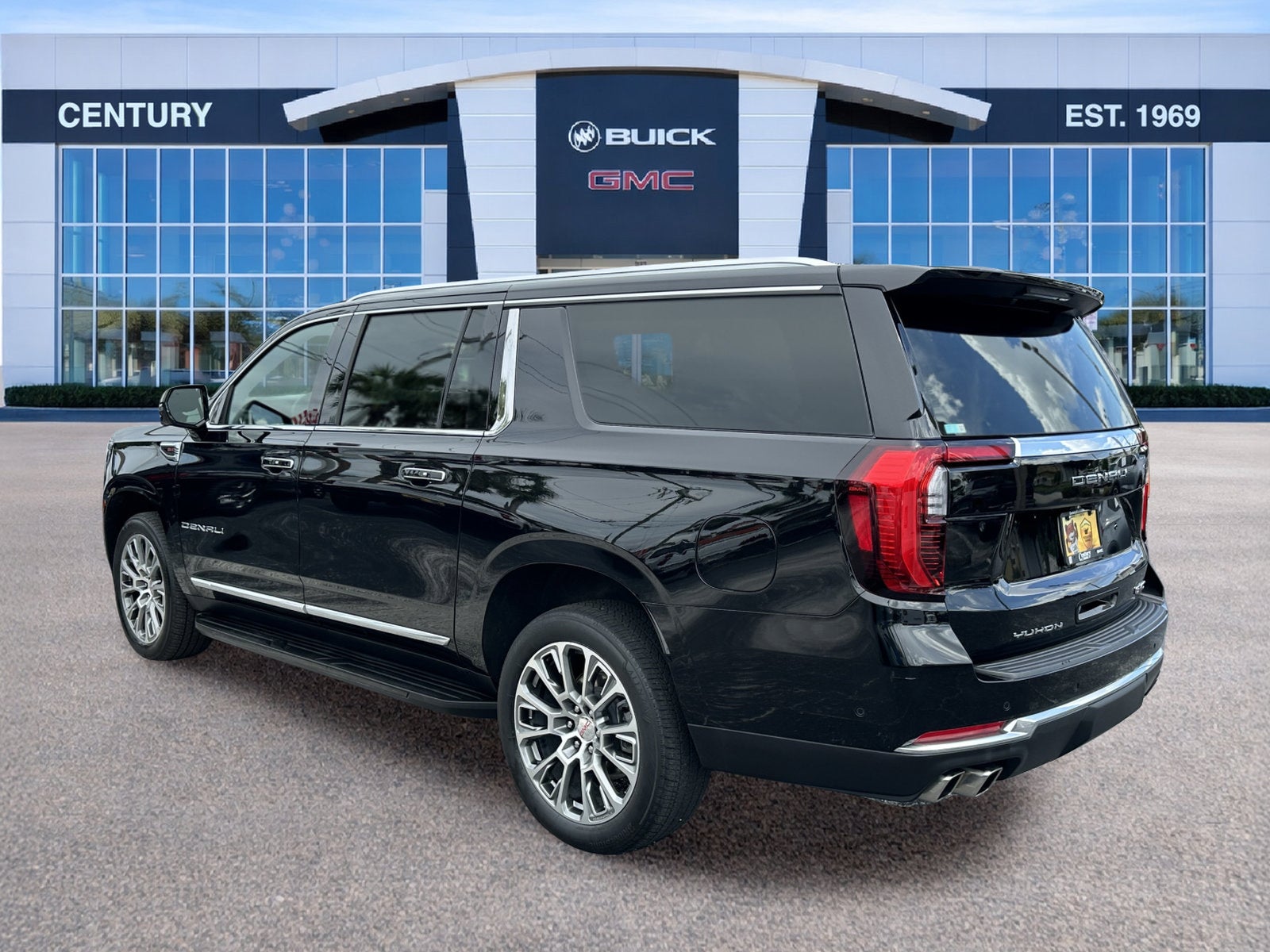 2025 GMC Yukon XL Denali