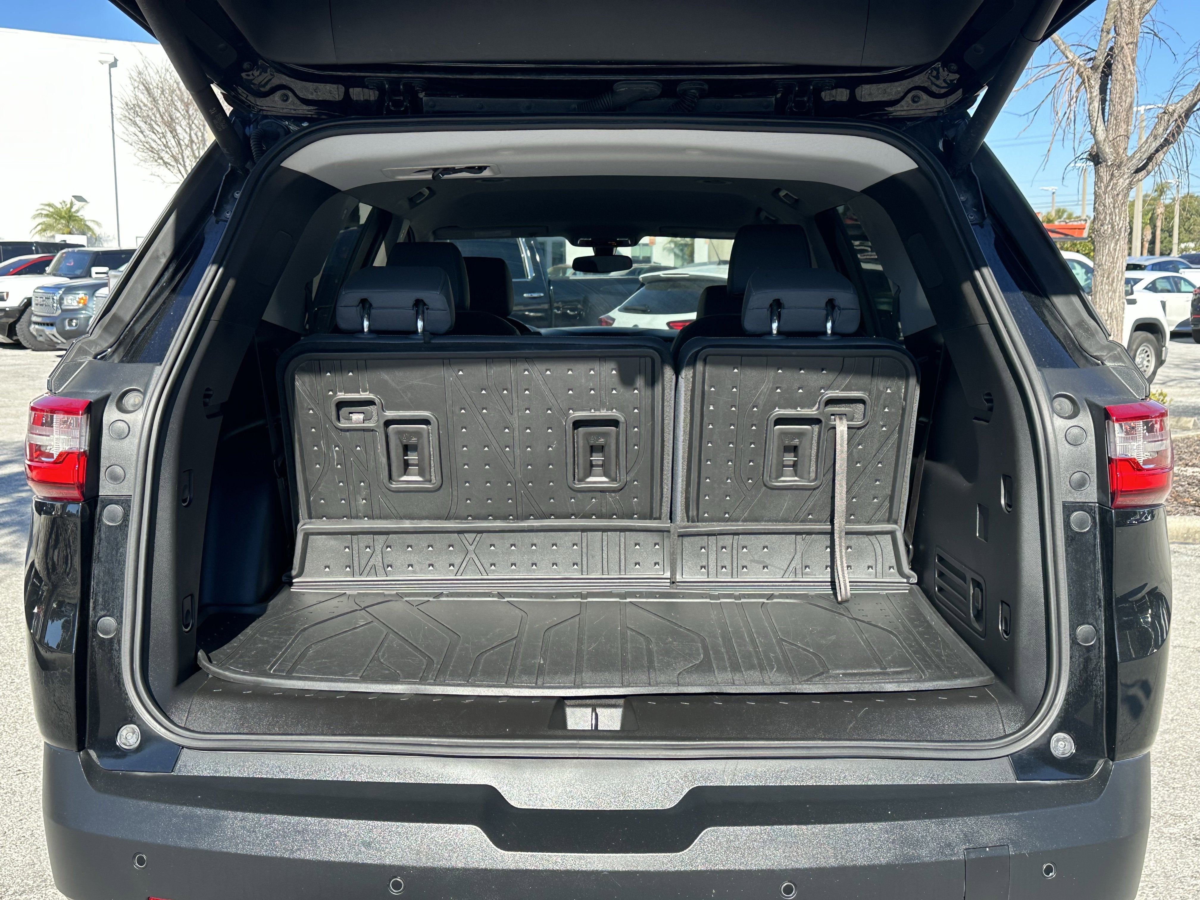 2020 Chevrolet Traverse LT Leather