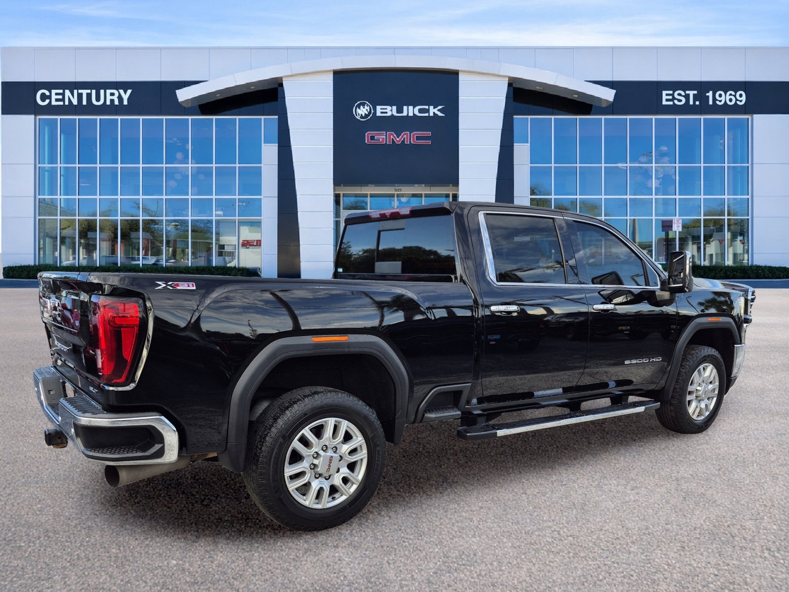 2023 GMC Sierra 2500 HD SLT