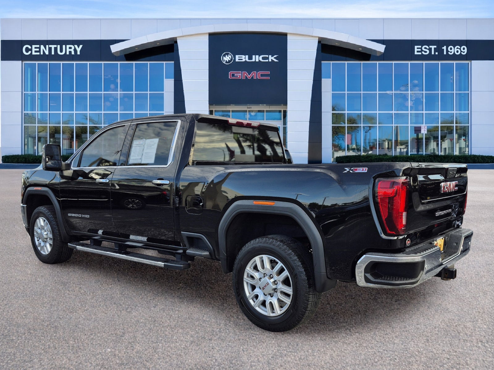 2023 GMC Sierra 2500 HD SLT