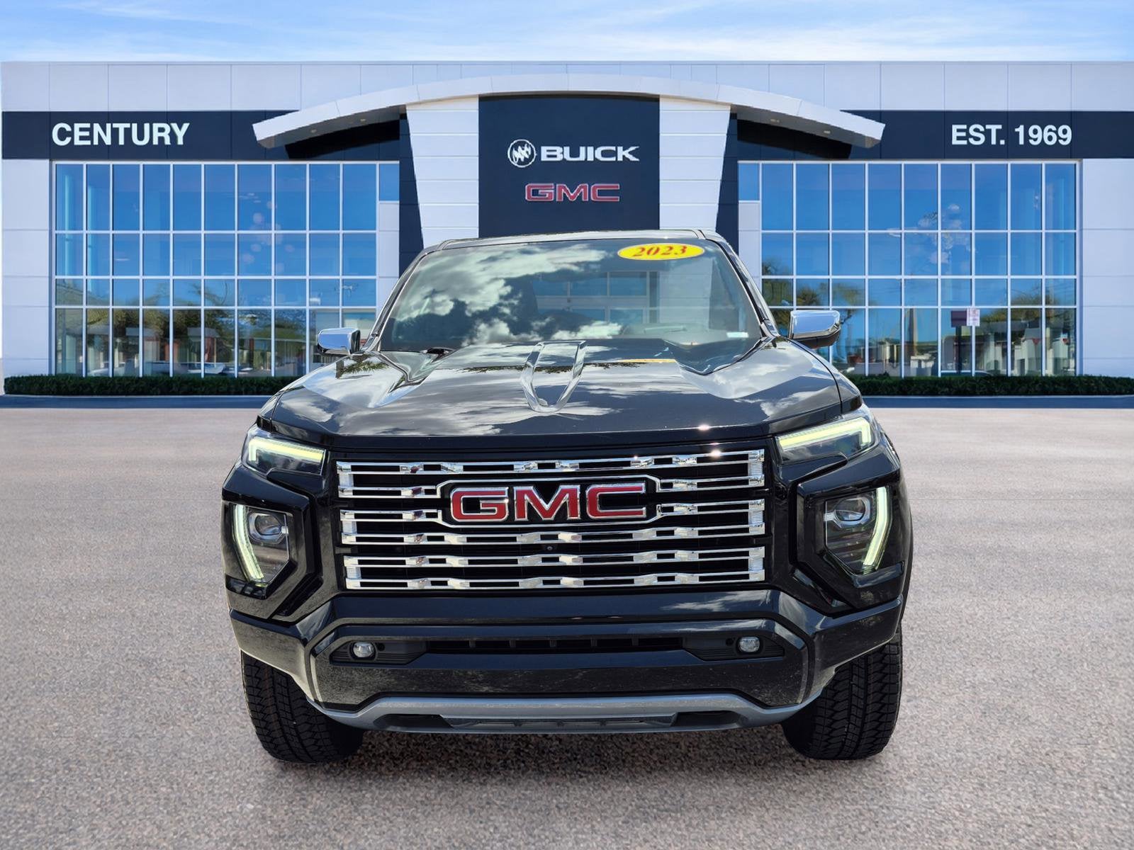 2023 GMC Canyon Denali
