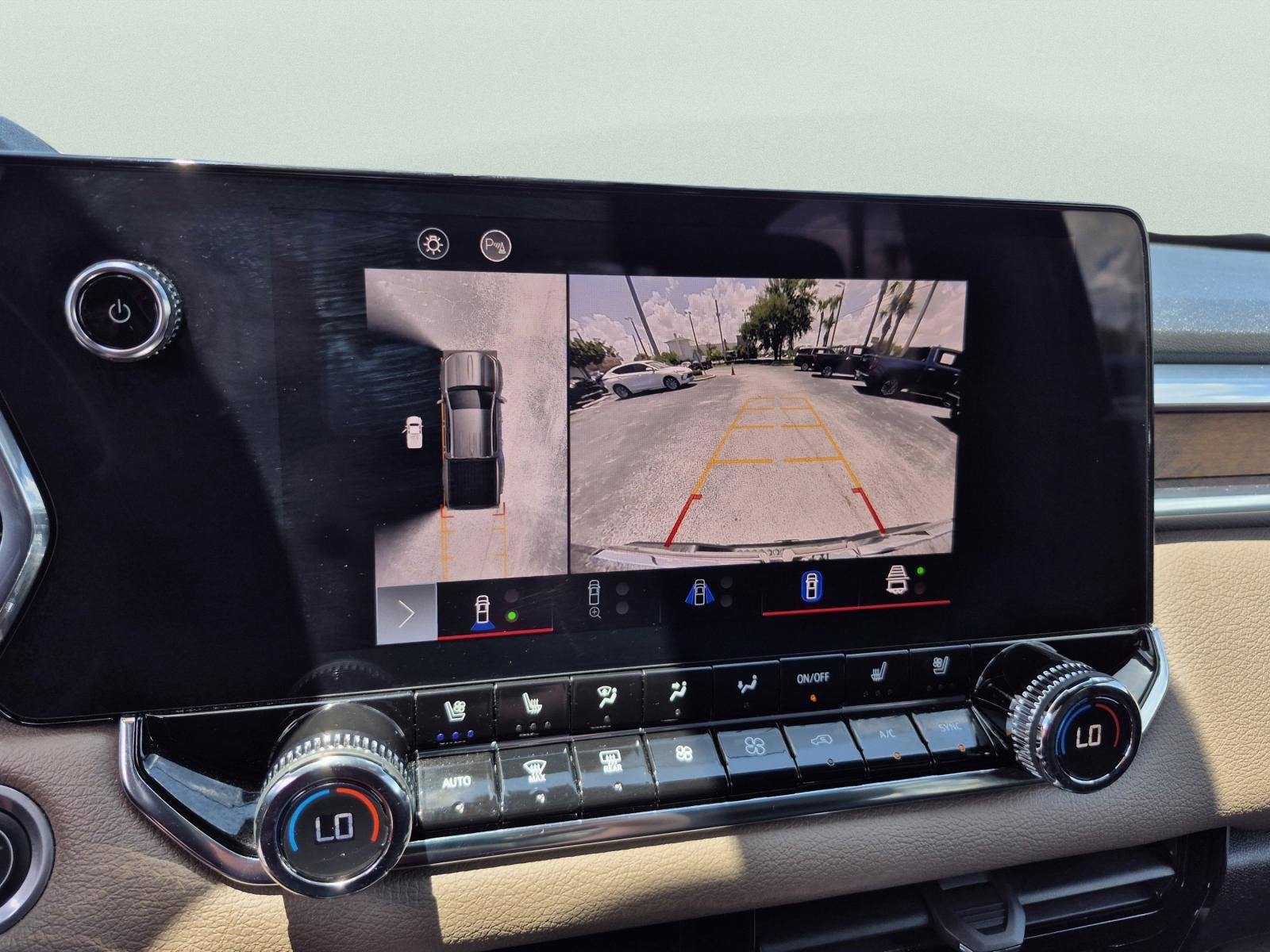 2023 GMC Canyon Denali