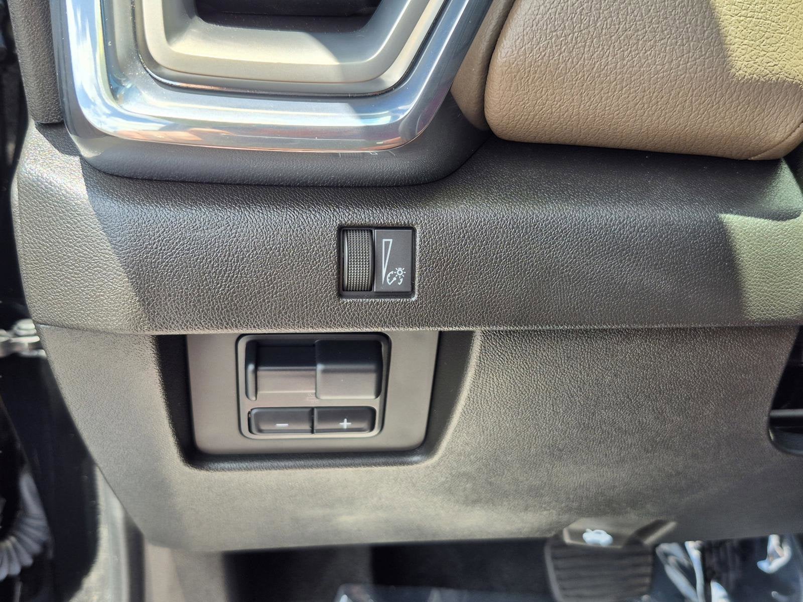 2023 GMC Canyon Denali
