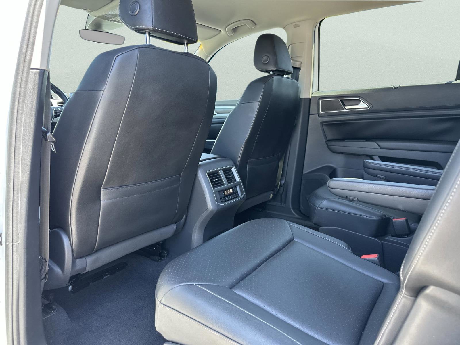 2019 Volkswagen Atlas 3.6L V6 SE w/Technology R-Line