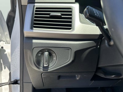 2019 Volkswagen Atlas 3.6L V6 SE w/Technology R-Line