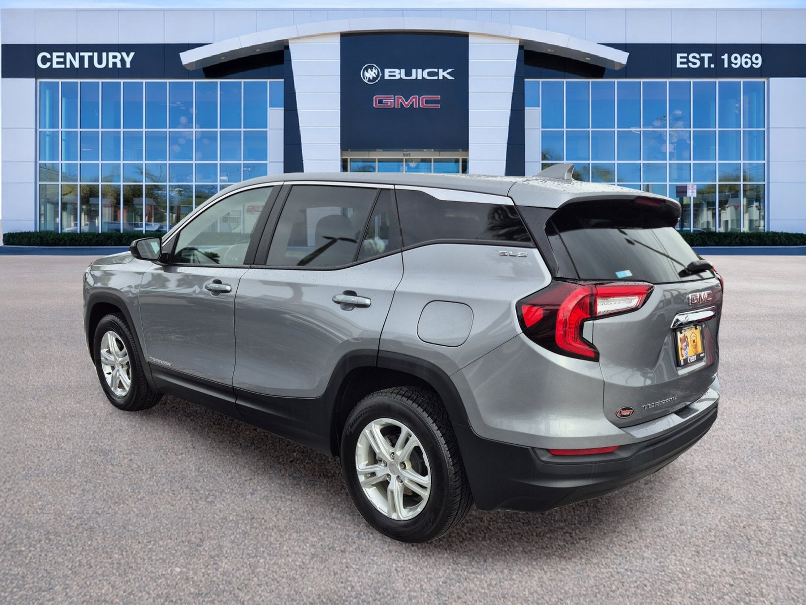 2023 GMC Terrain SLE