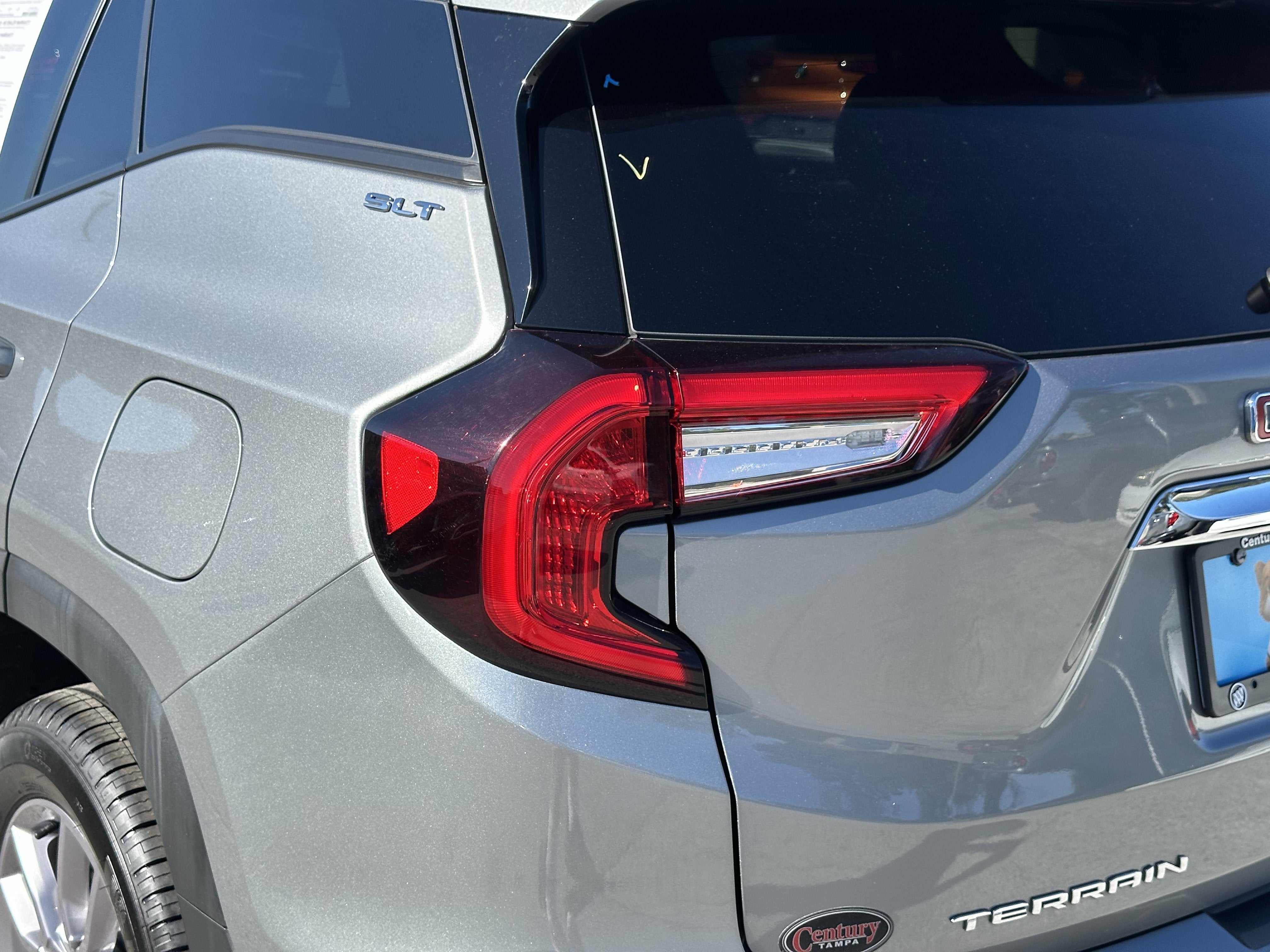 2023 GMC Terrain SLT