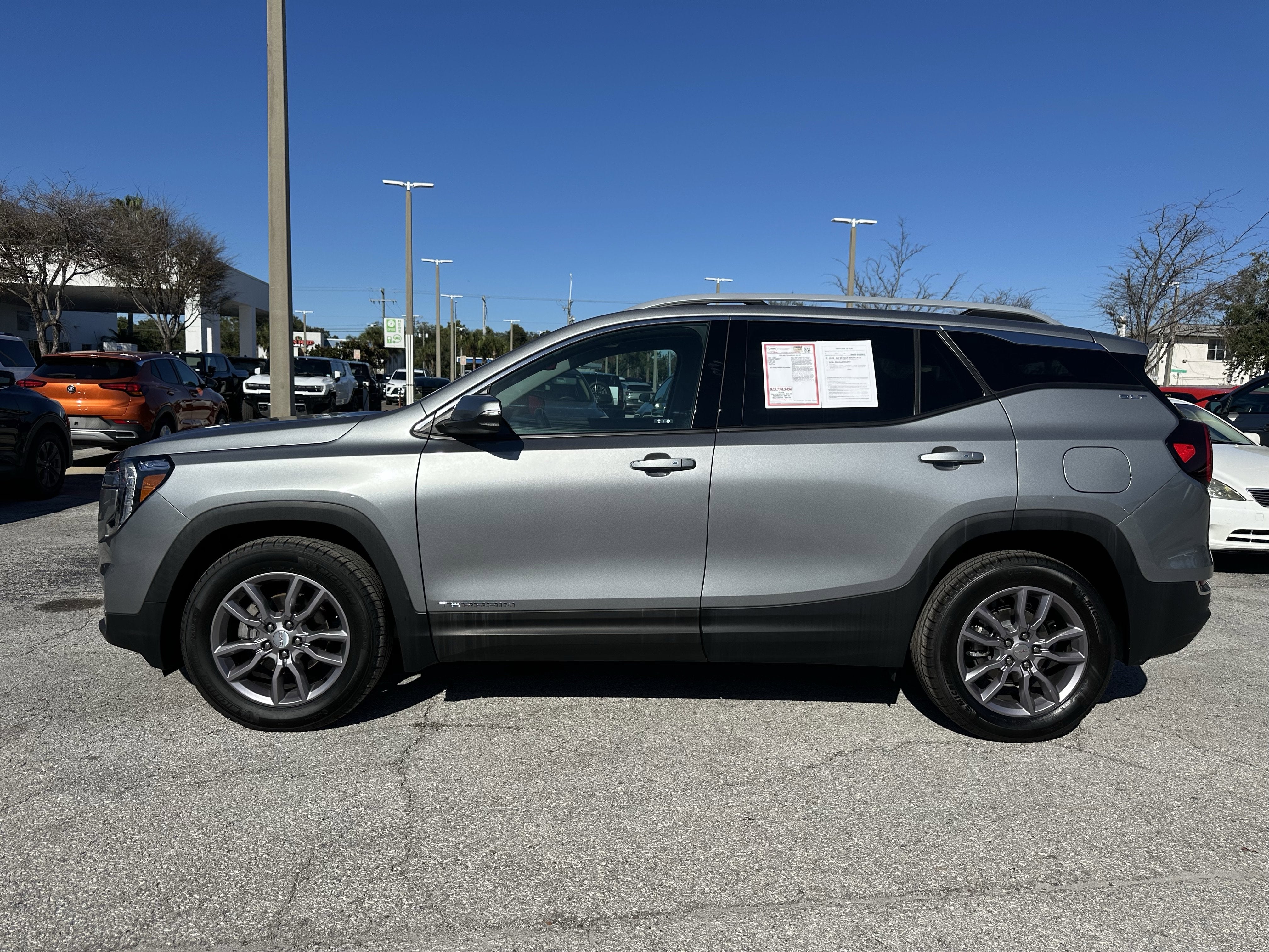 2023 GMC Terrain SLT