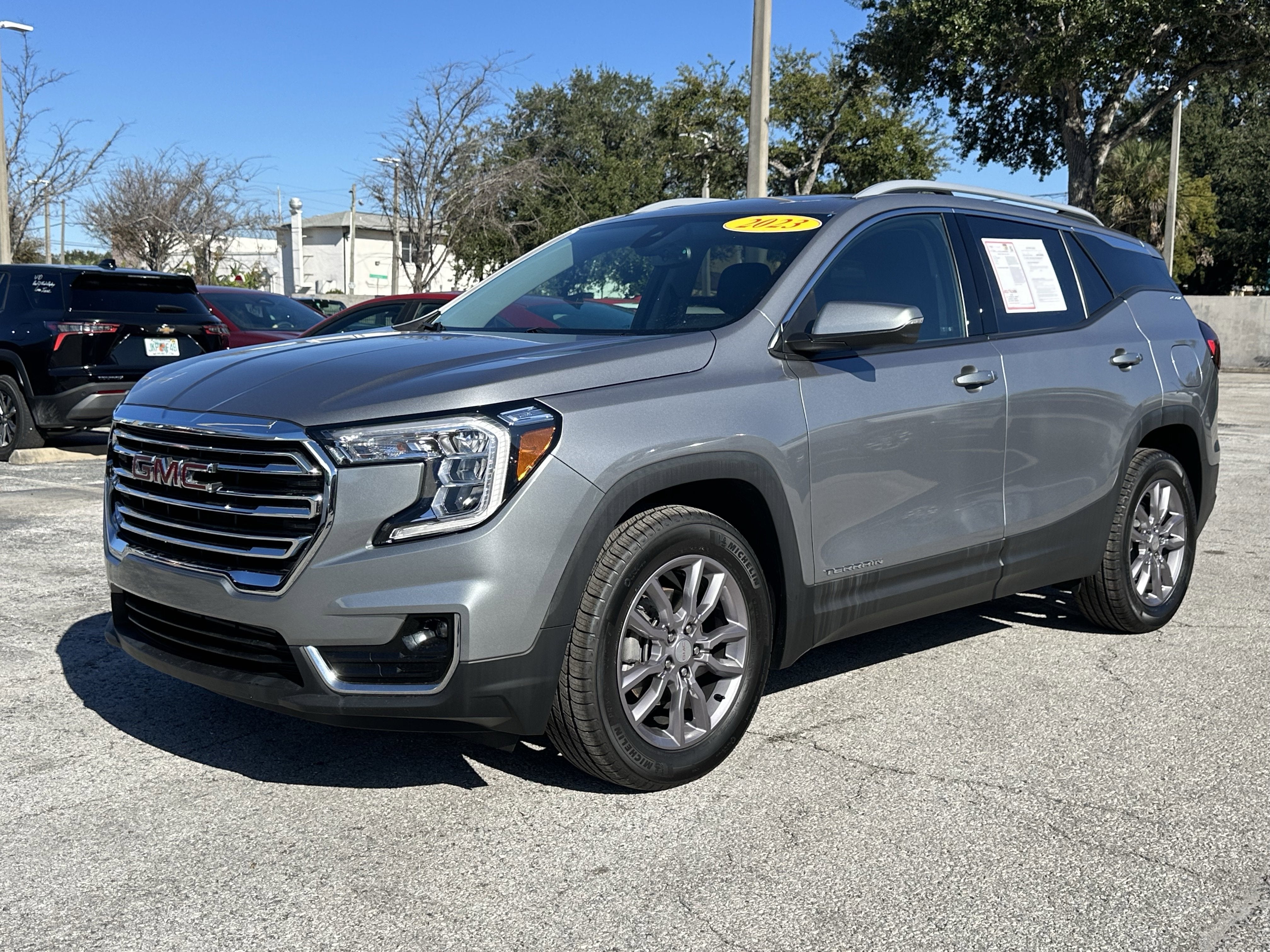 2023 GMC Terrain SLT