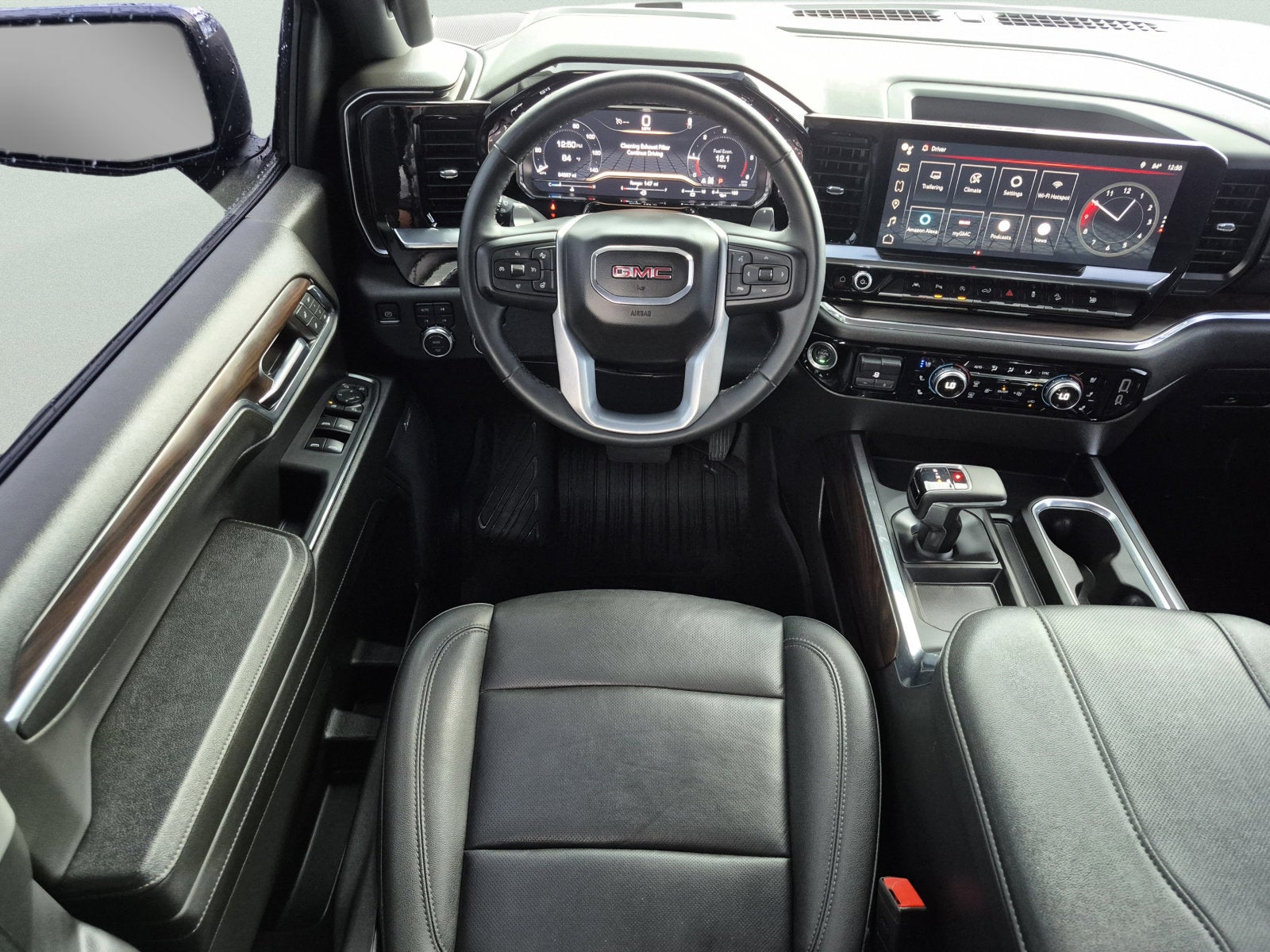 2024 GMC Sierra 1500 SLT - Photo 14