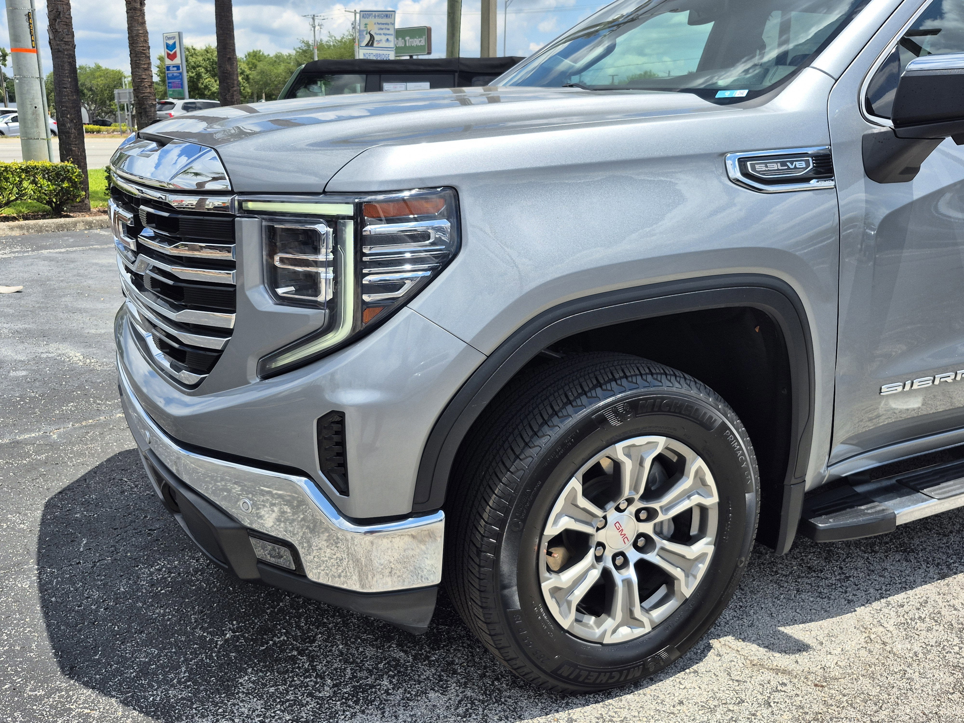 2023 GMC Sierra 1500 SLT