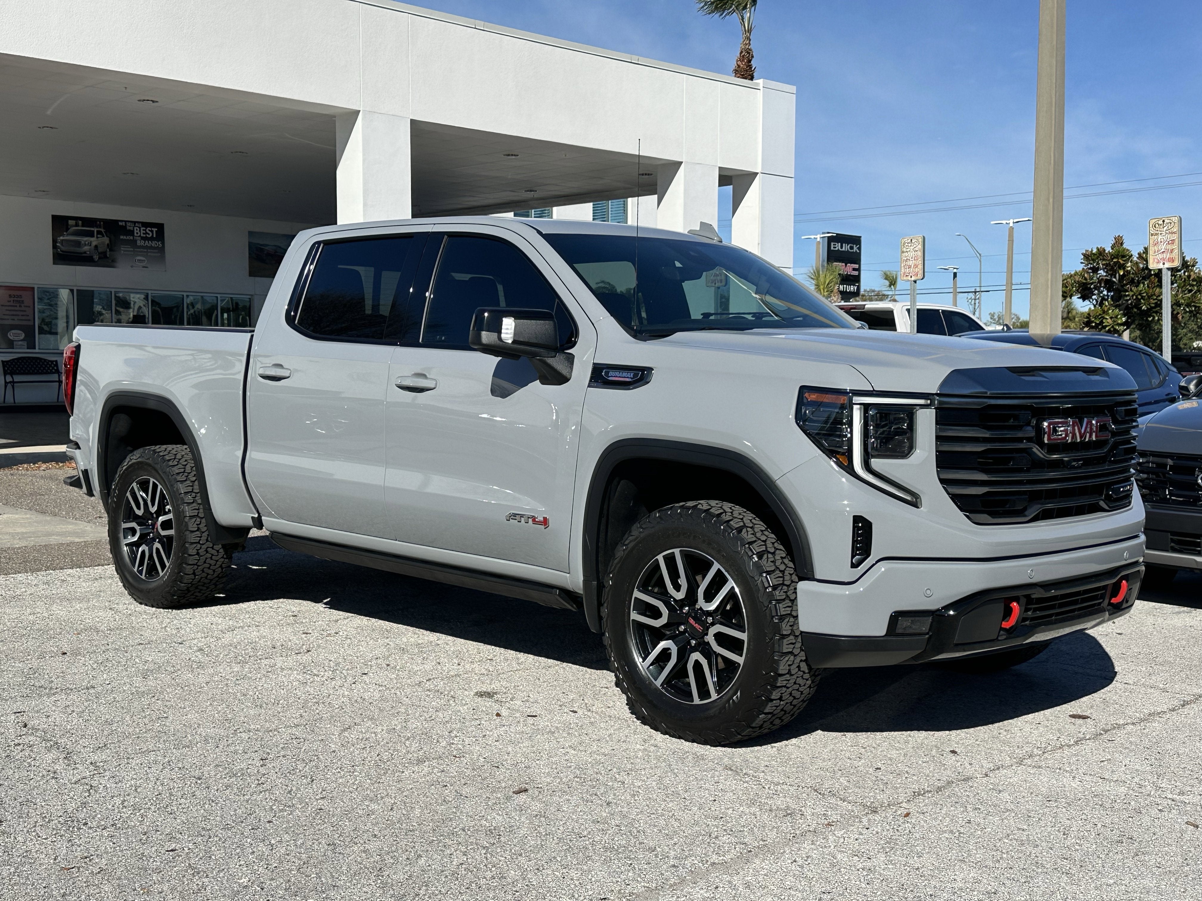 2024 GMC Sierra 1500 AT4