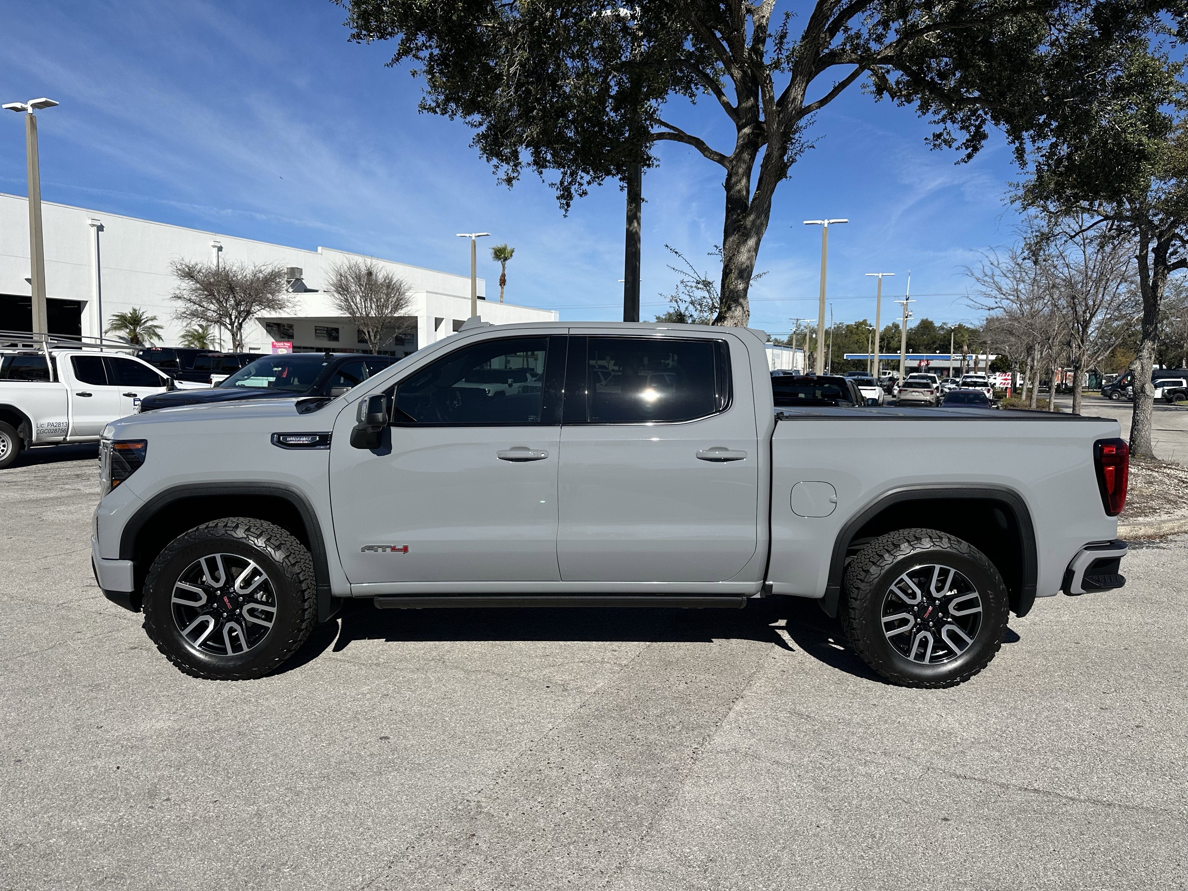 2024 GMC Sierra 1500 AT4