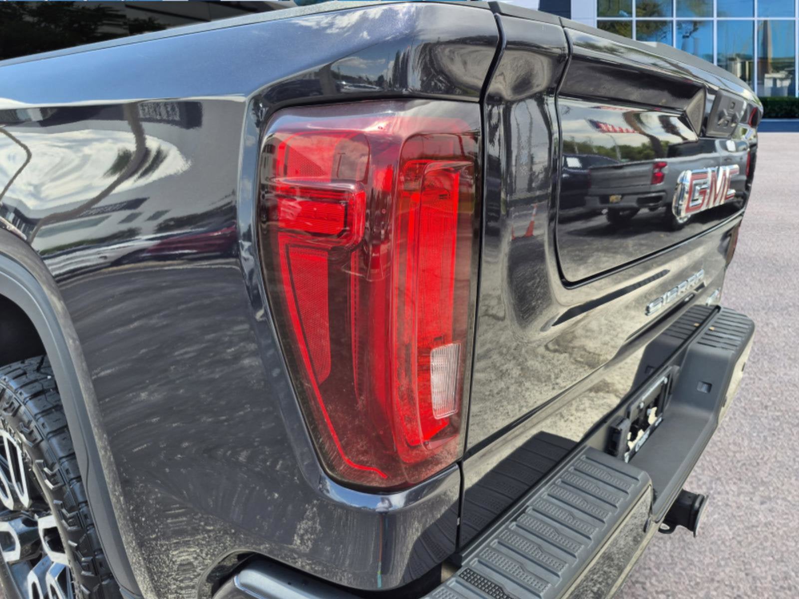 2023 GMC Sierra 1500 AT4