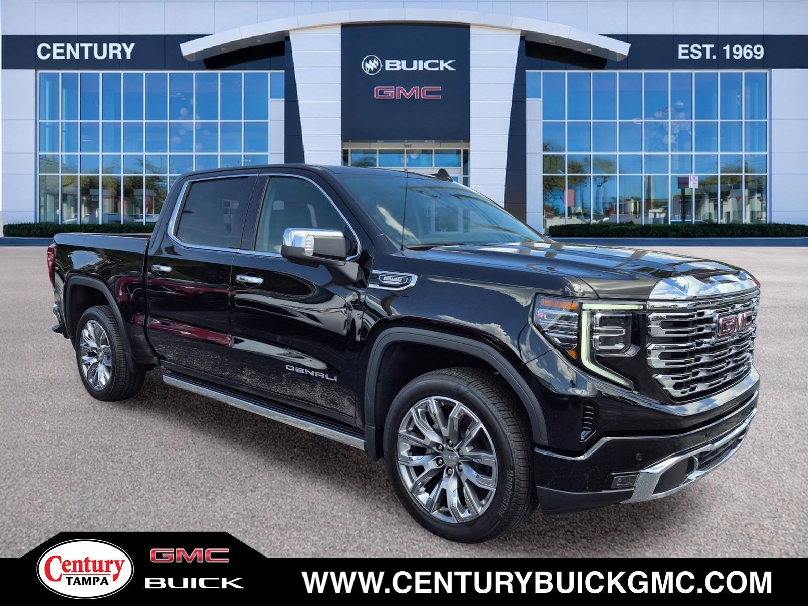 2026 GMC Sierra 4WD Crew Cab Short Box Denali's photo