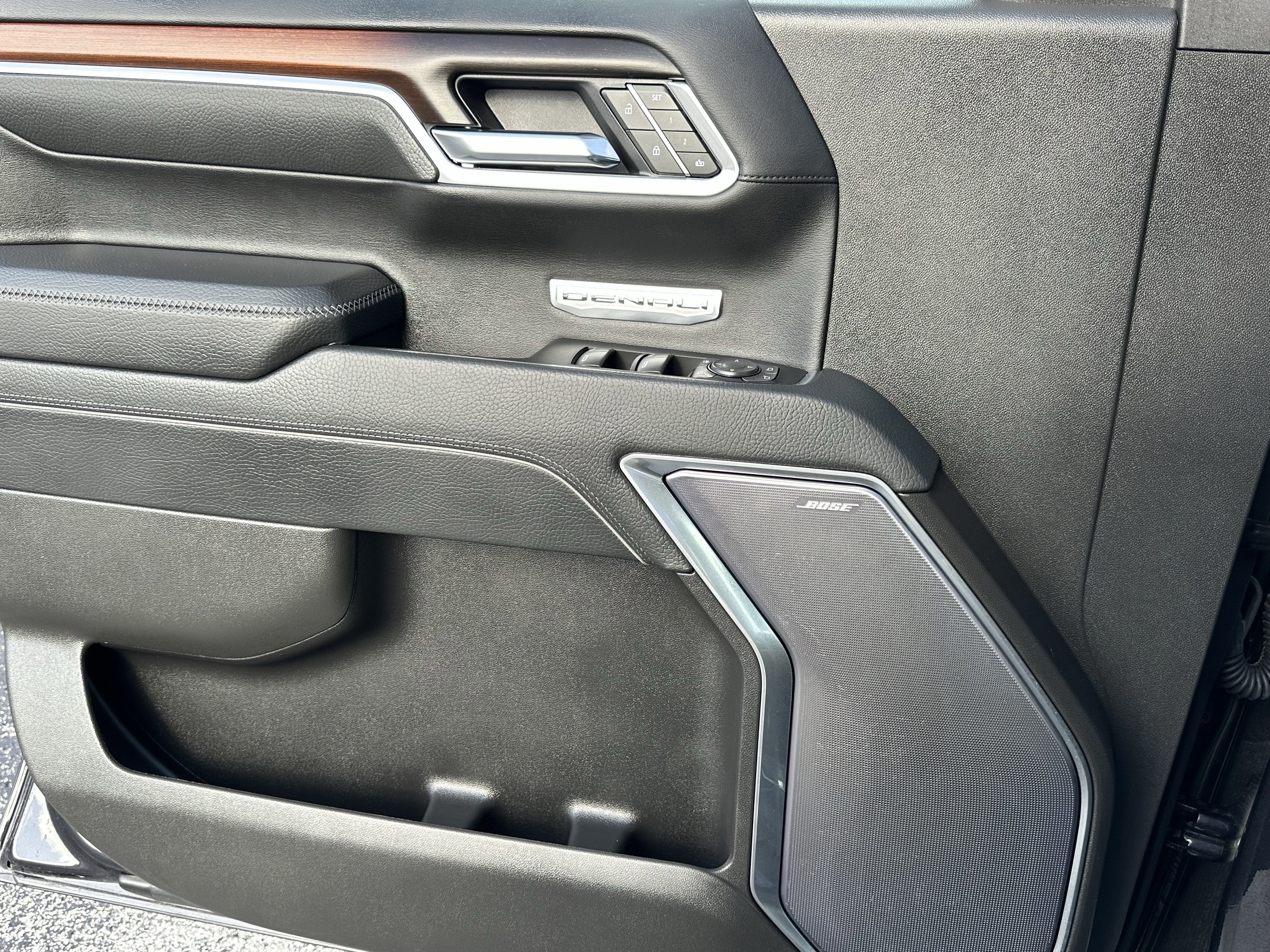 2025 GMC Sierra 1500 Denali