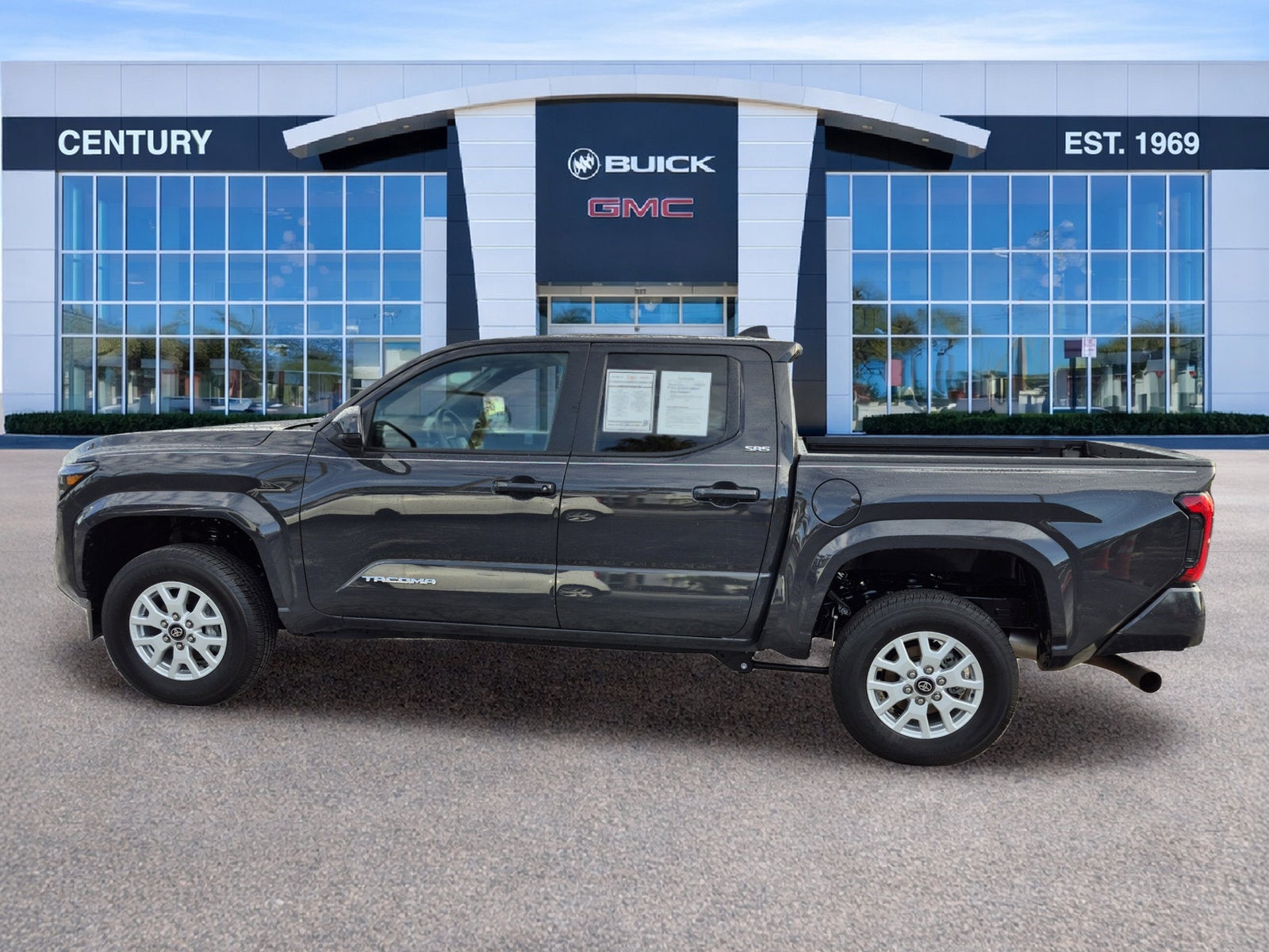 2025 Toyota Tacoma 2WD SR5