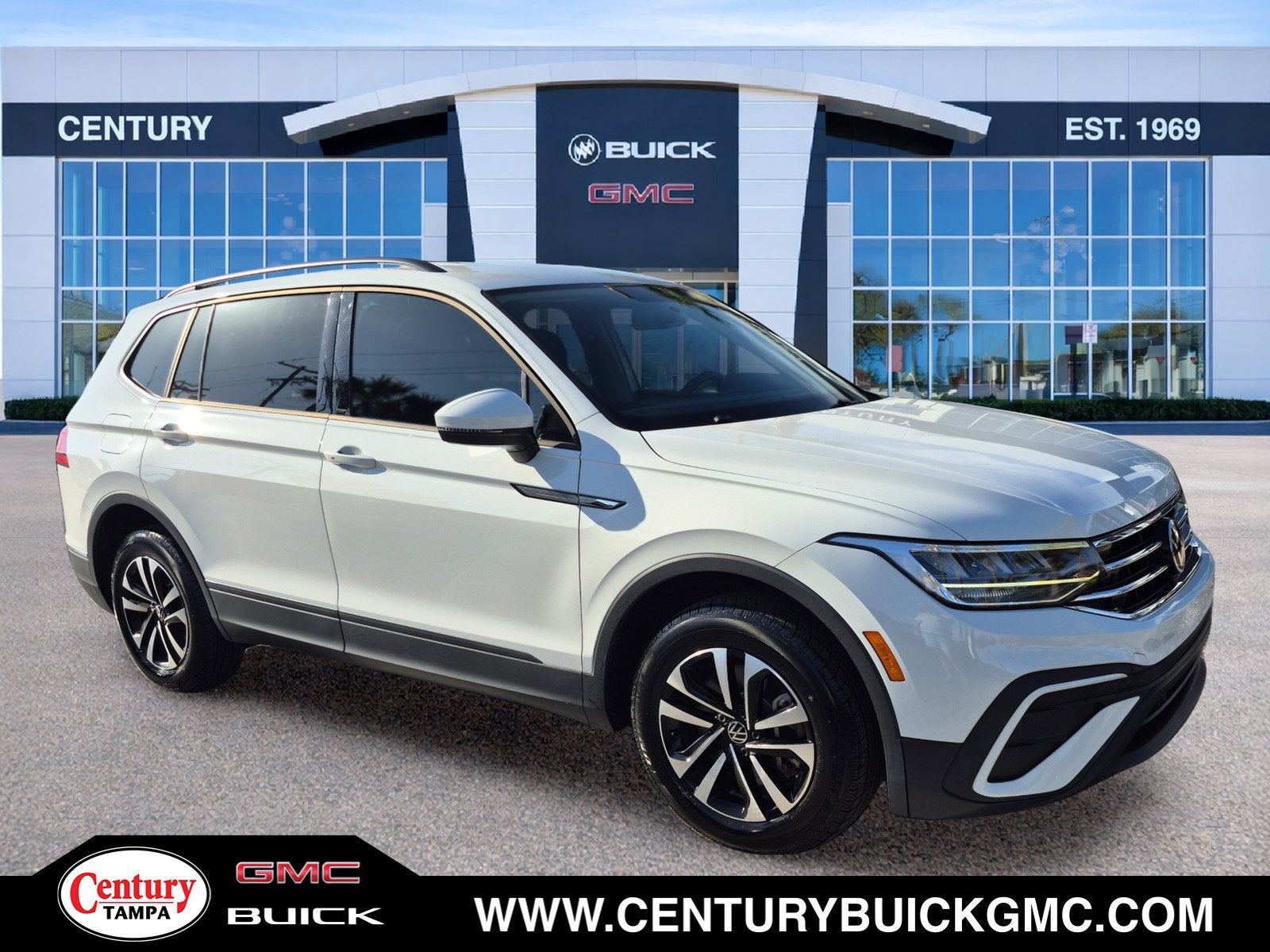 2022 Volkswagen Tiguan S