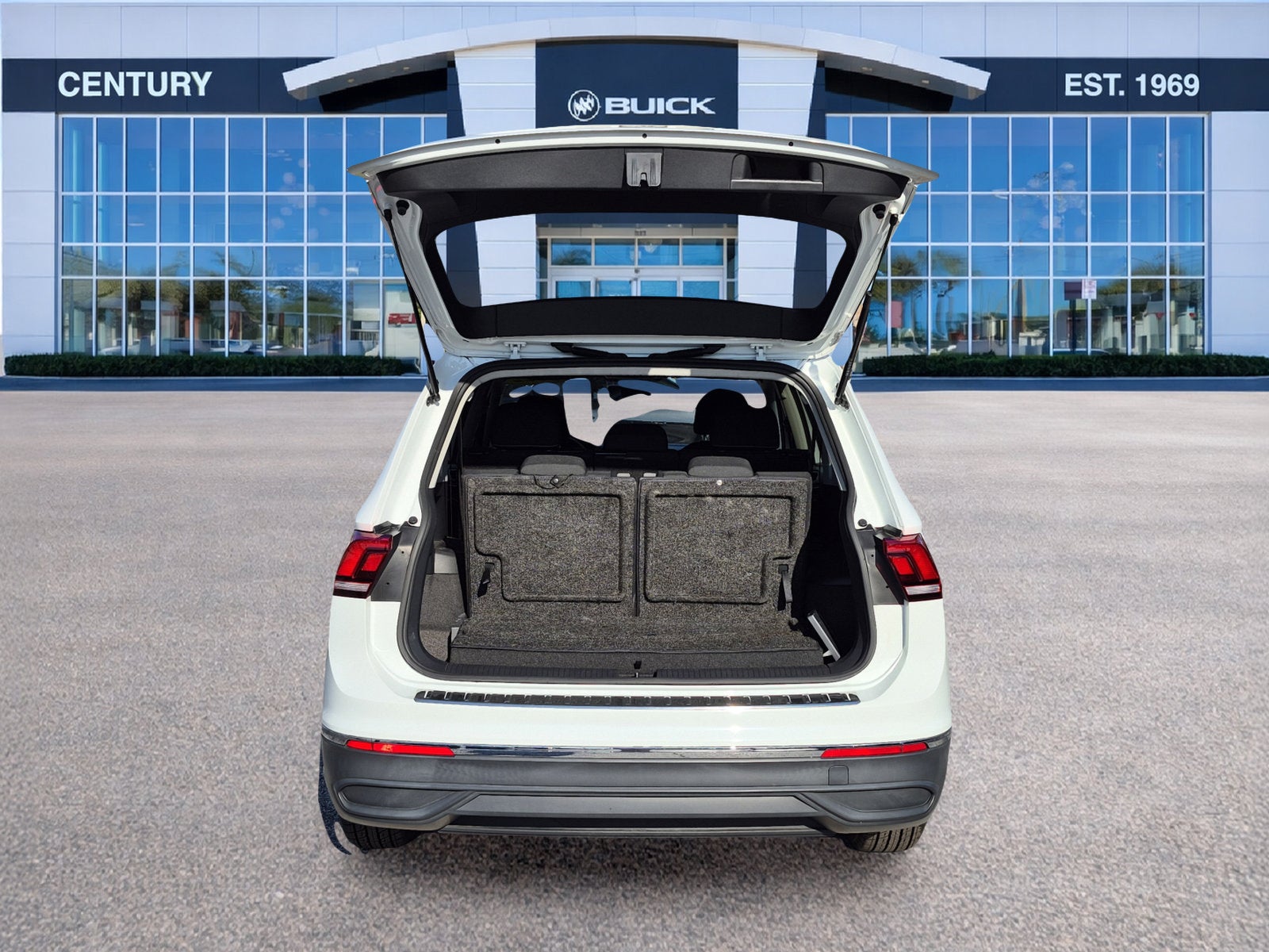 2022 Volkswagen Tiguan S