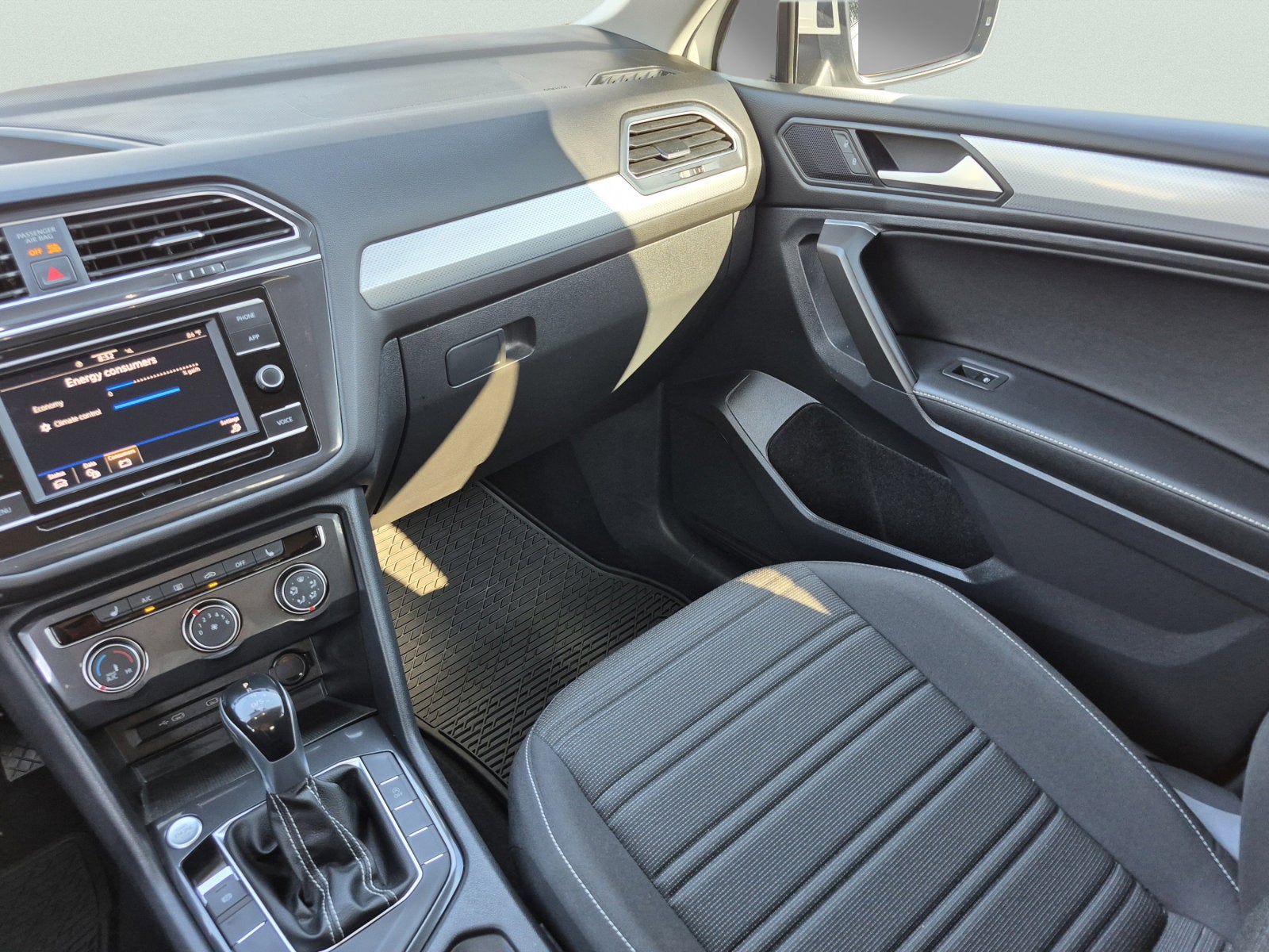 2022 Volkswagen Tiguan S