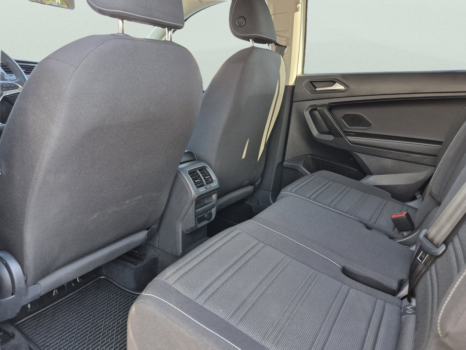 2022 Volkswagen Tiguan S