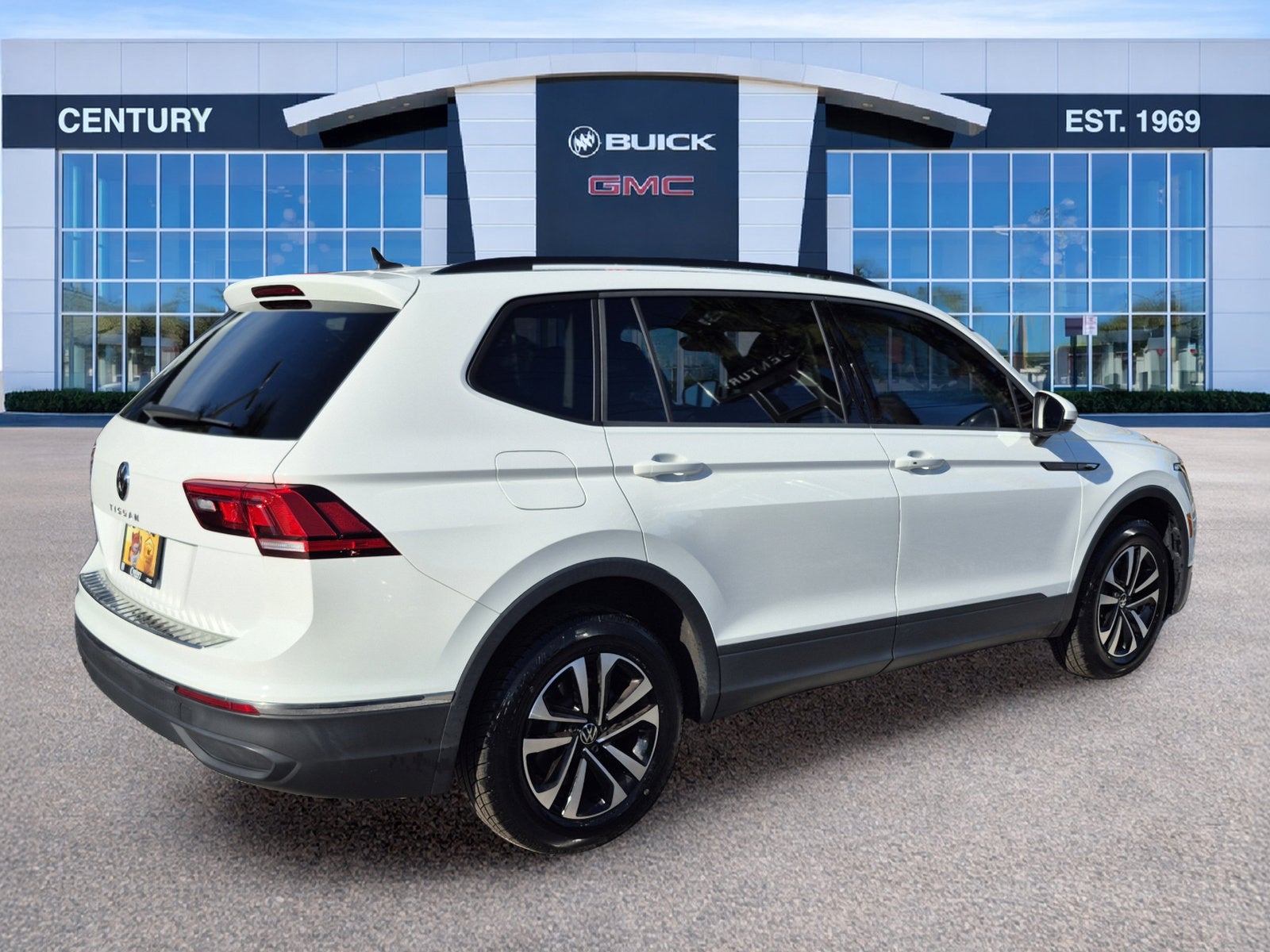 2022 Volkswagen Tiguan S