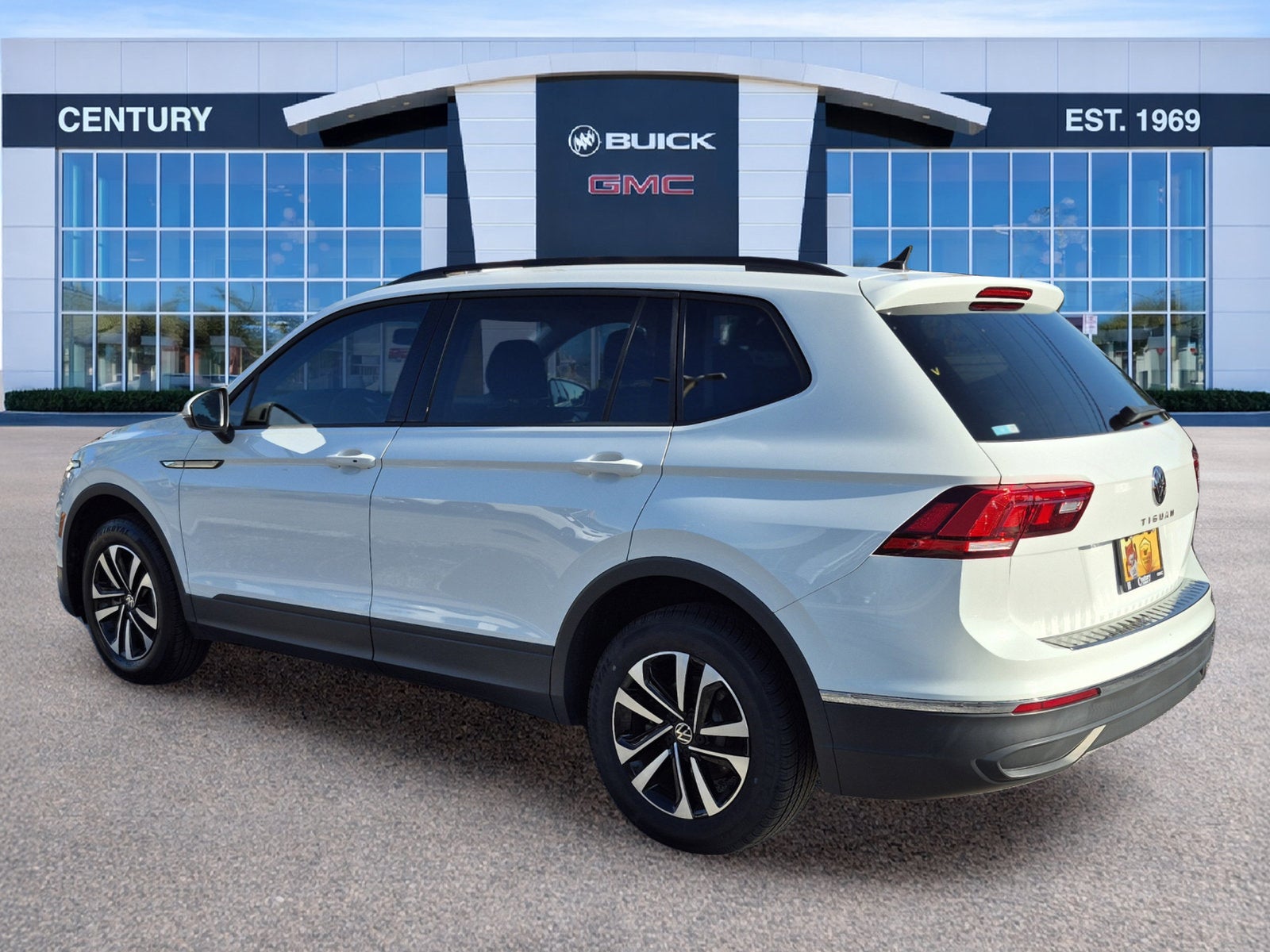 2022 Volkswagen Tiguan S