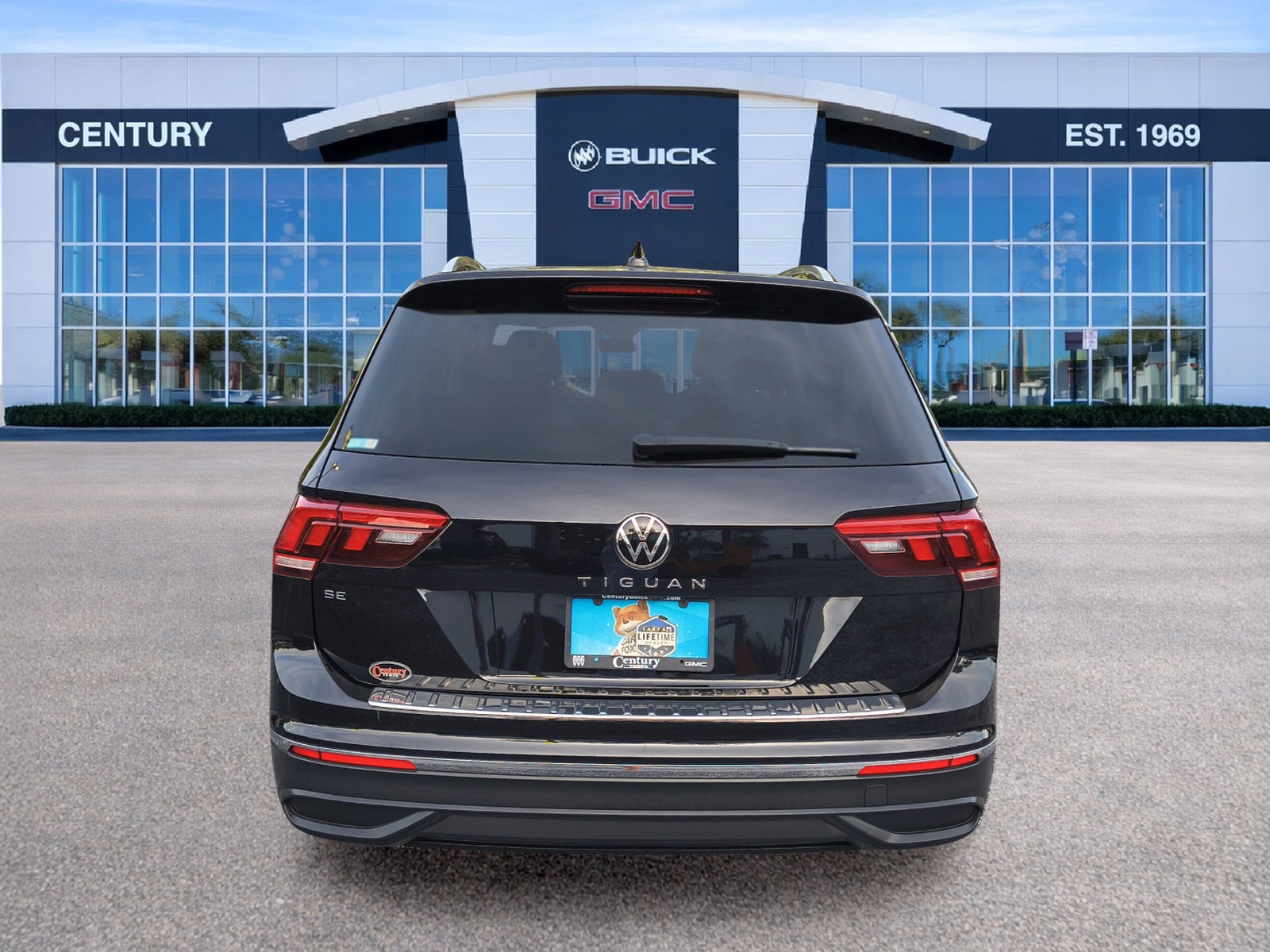 2022 Volkswagen Tiguan SE